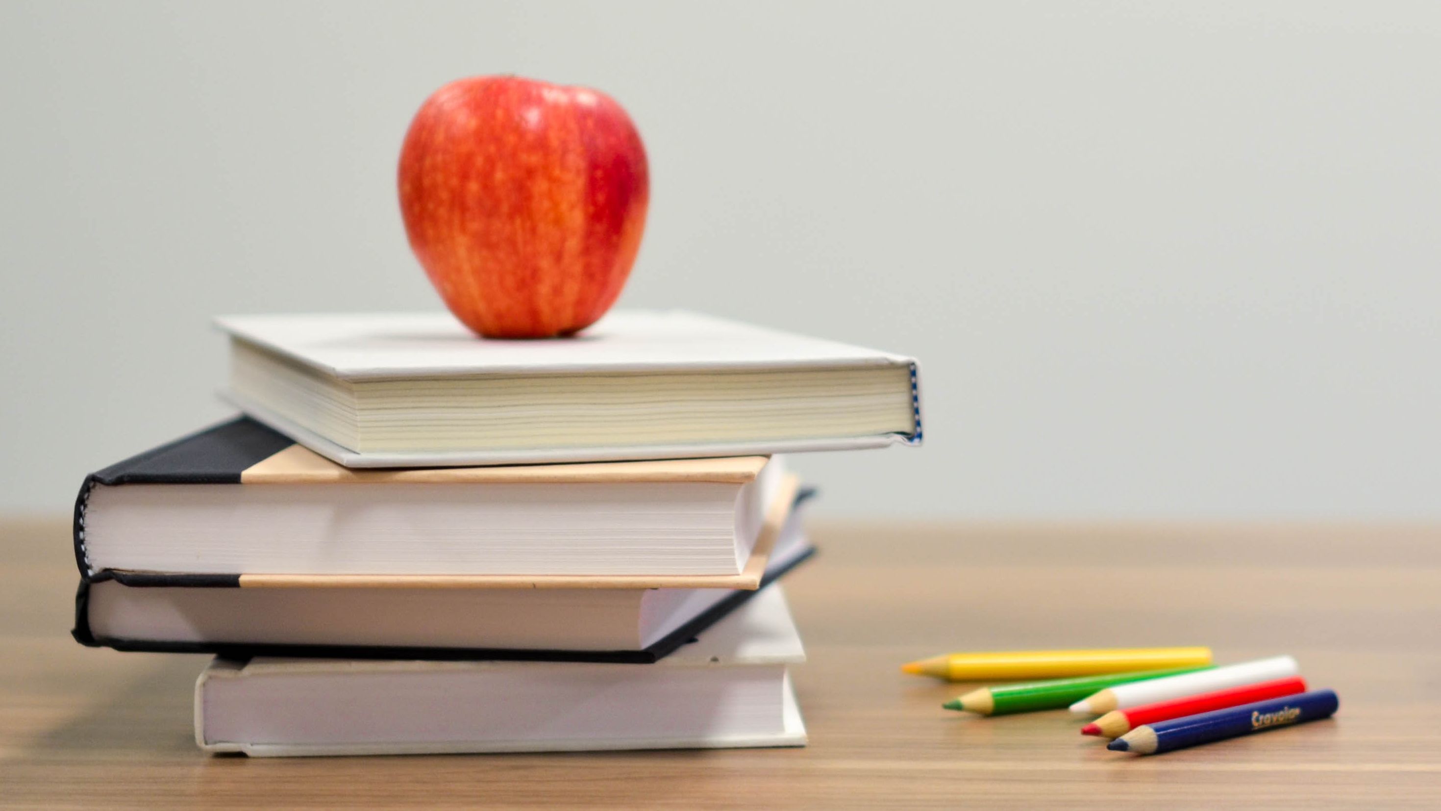 Suffolk teacher banned from profession for having a relationship with a