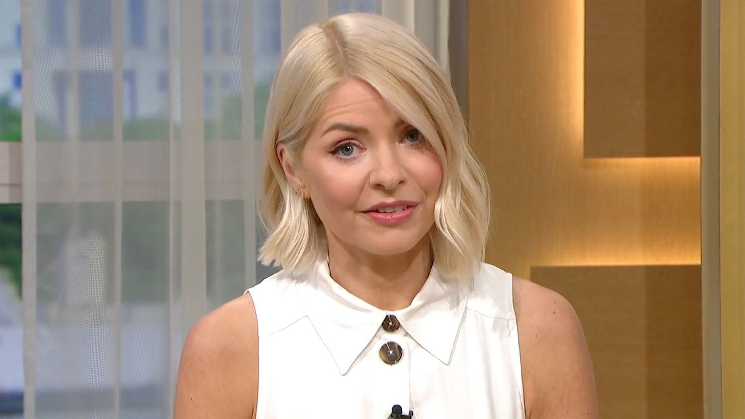 Holly Willoughby holds back tears as she returns to This Morning