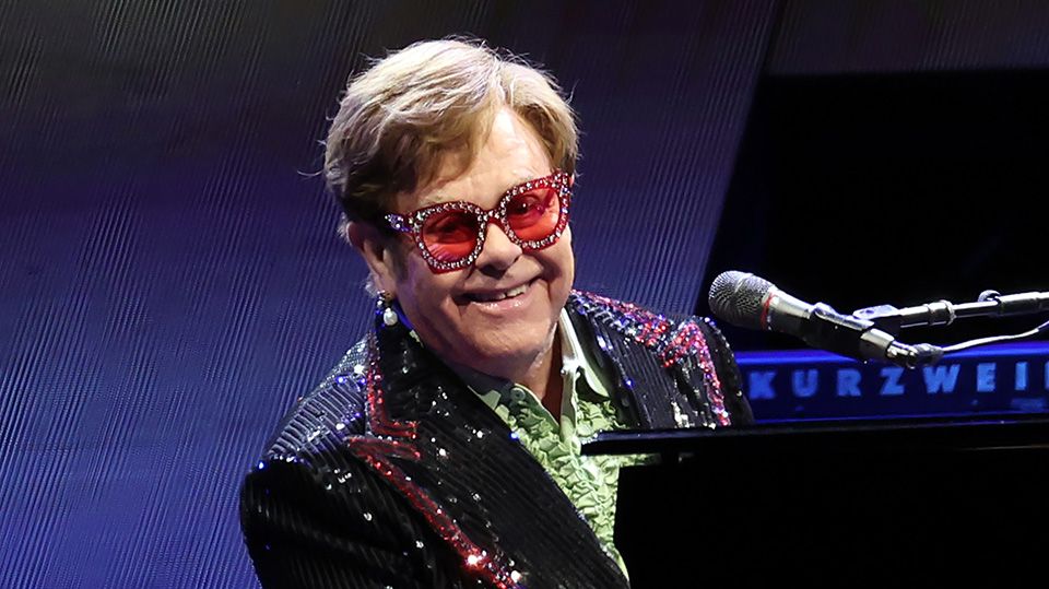 Elton John says he will never want to tour again after the 'Farewell Yellow Brick Road' tour