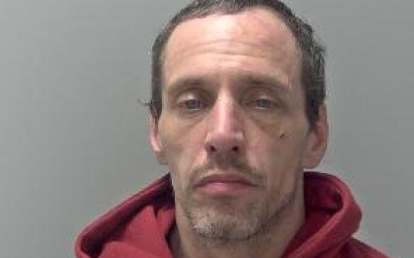 Police hunt wanted man with Suffolk links