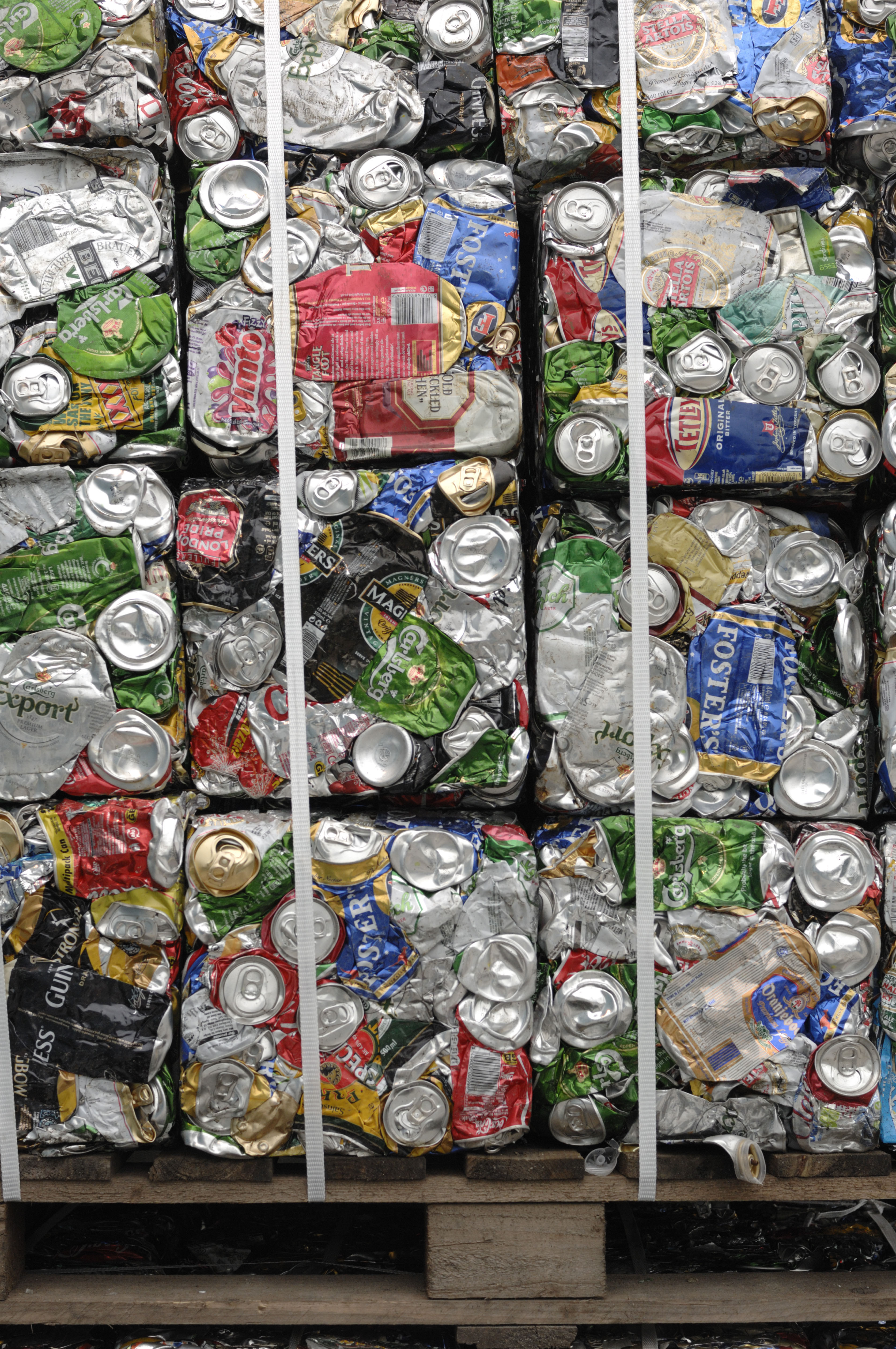 Scotland's Deposit Return Scheme delayed until 2025 News Clyde 1