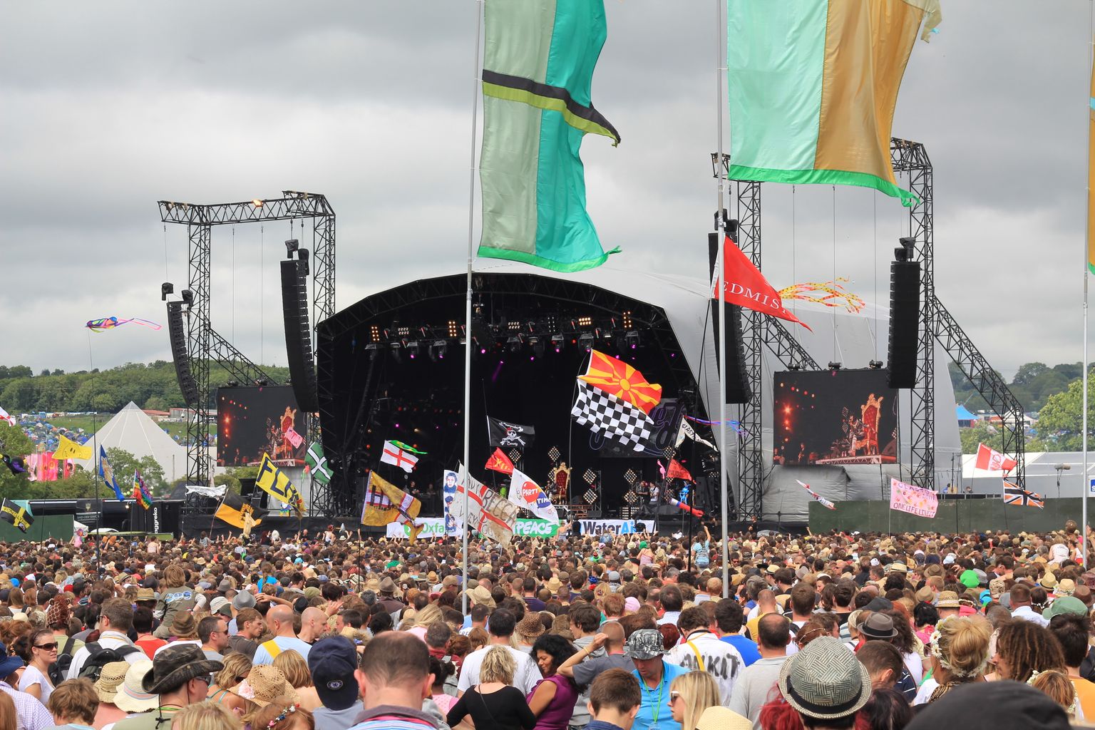 Glastonbury Festival UKHSA reveal key tips to stay safe
