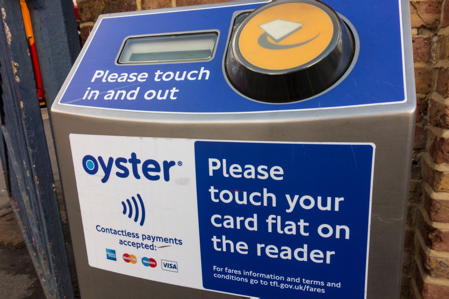 Pay as you go train fares to be rolled out at several Bucks Beds and