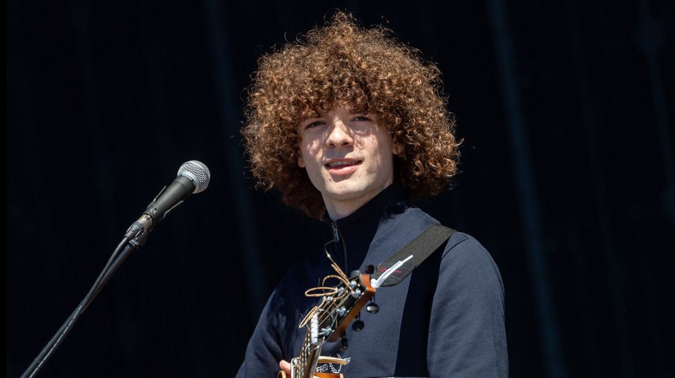 Scottish singer Dylan John Thomas talked to us about his musical journey Scottish singer Dylan John Thomas talked to us about his musical journey