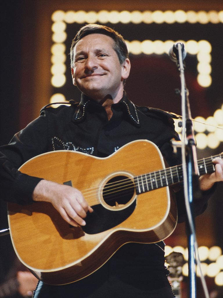 Lonnie Donegan – The King of Skiffle 