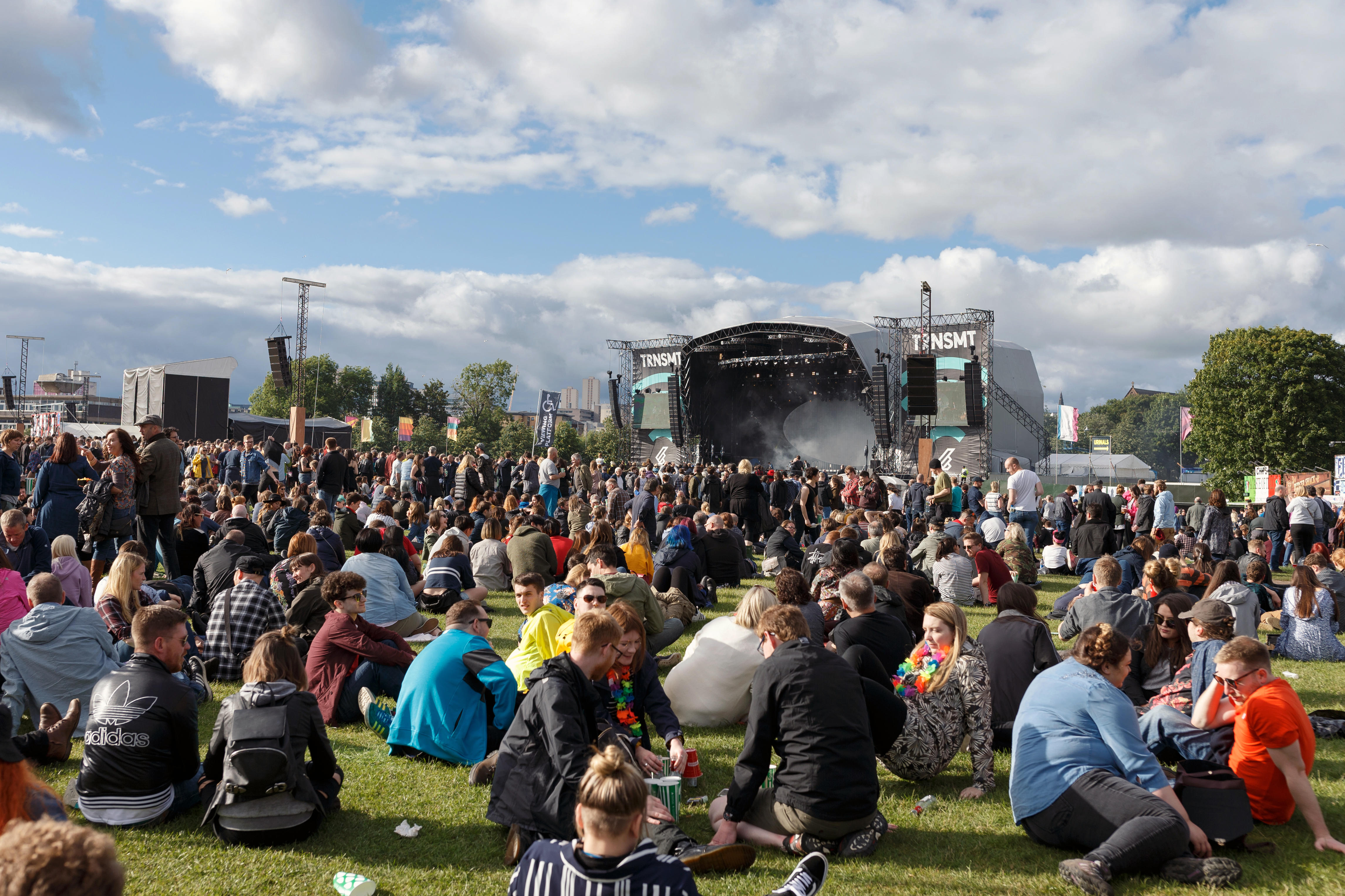 Lewis Capaldi spotted backstage at TRNSMT