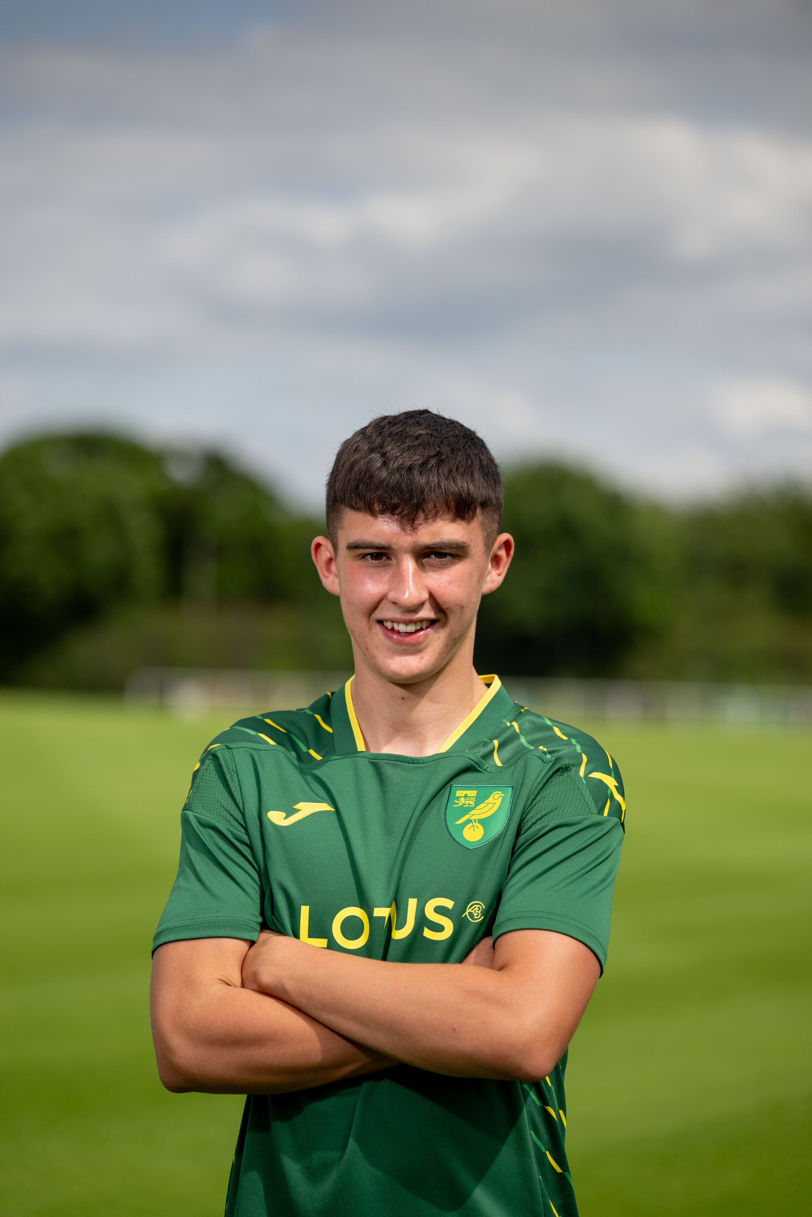 Norwich City sign Scottish teenager Gabriel Forsyth