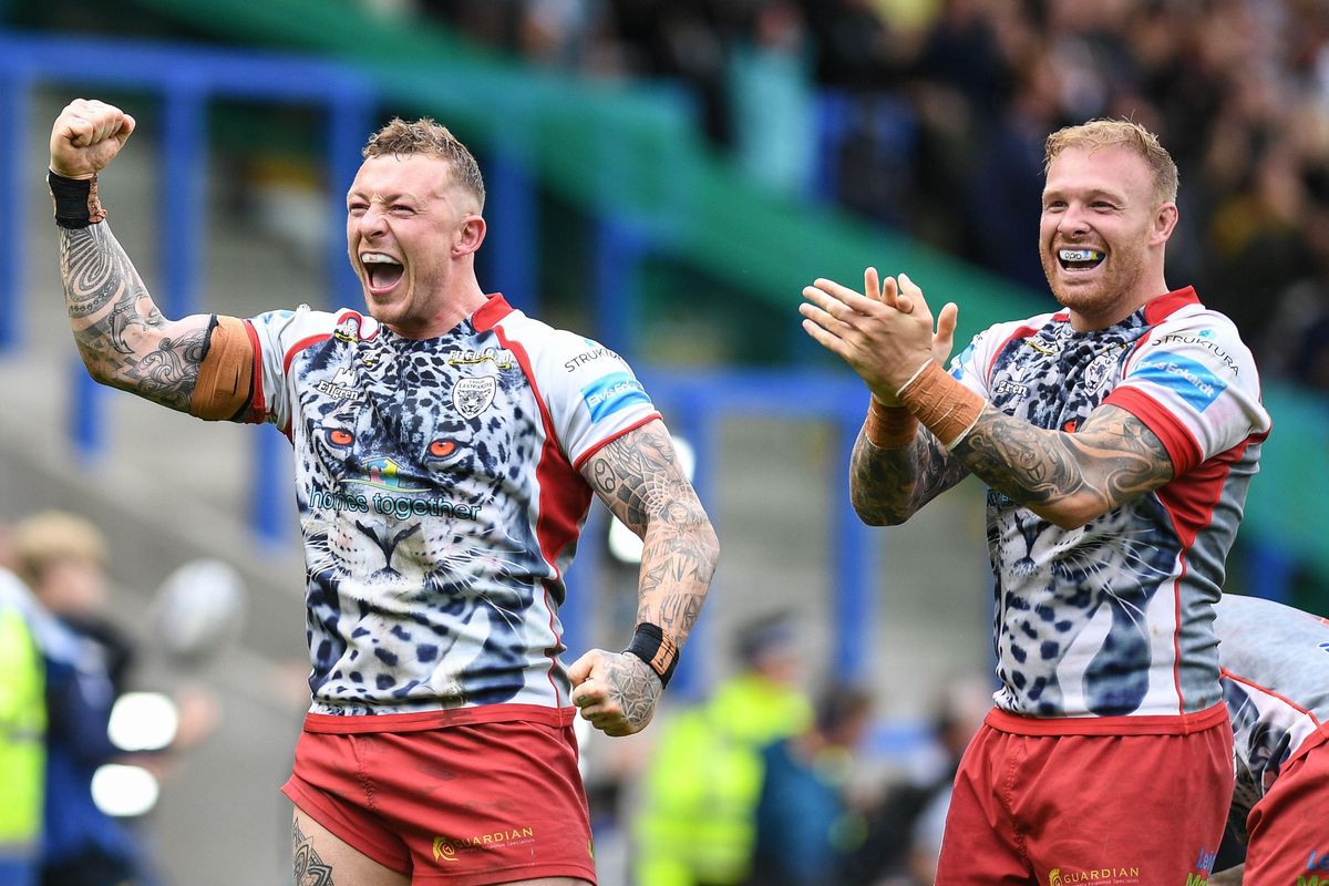 Fans gathering to see off The Leopards in Leigh