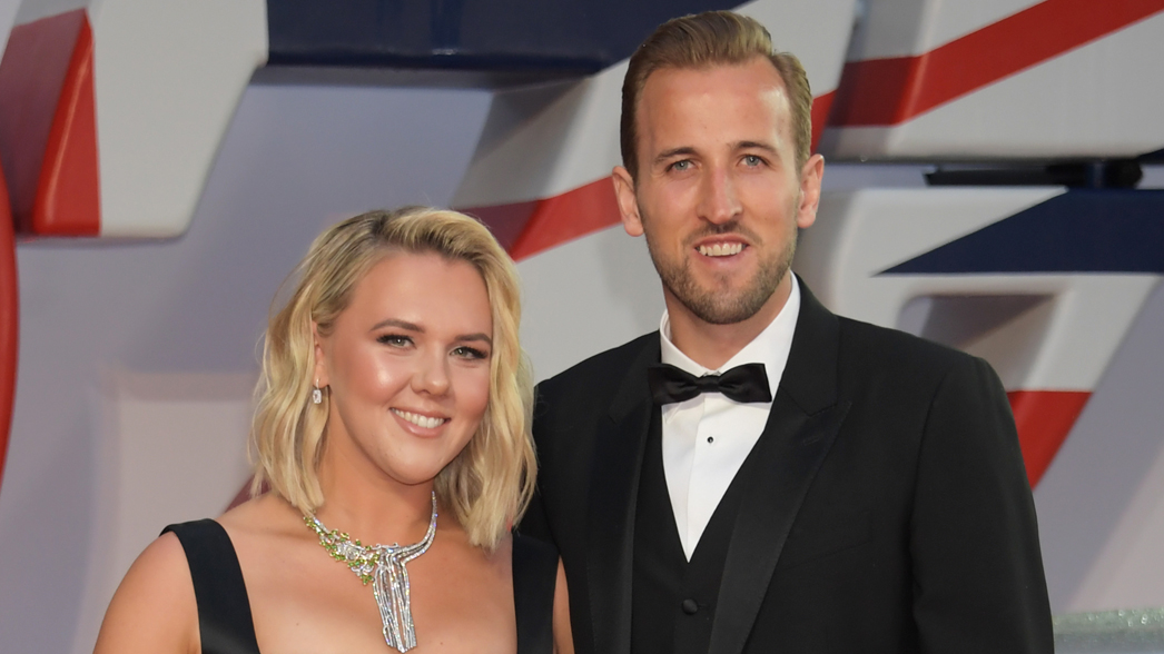 Who is Harry Kane's wife Katie Goodland, and how many children do