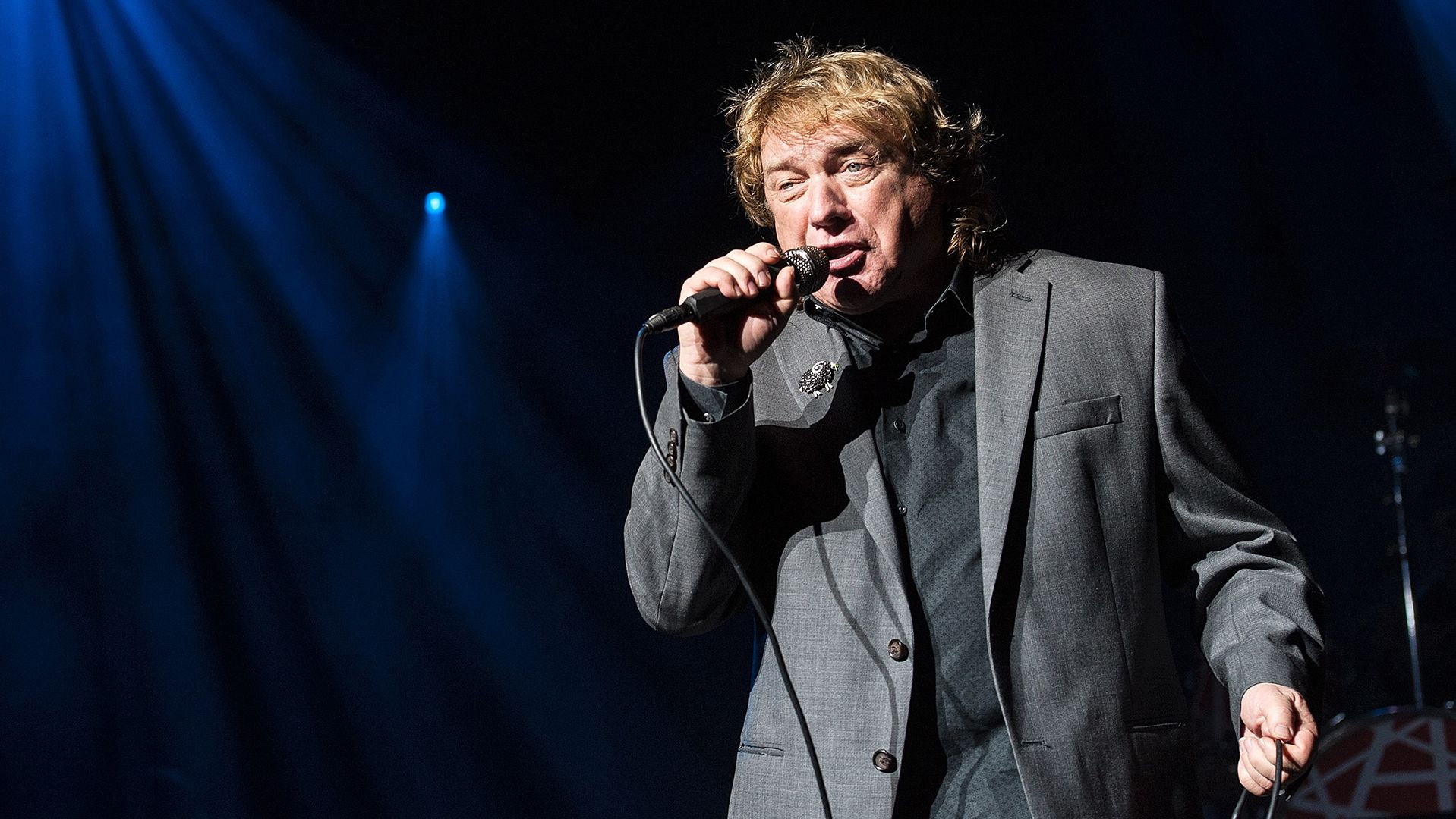 How Old Is Lou Gramm? Foreigner’s Original Frontman’s Age Lou Gramm: Foreigner’s exclusion from Rock Hall of Fame down to