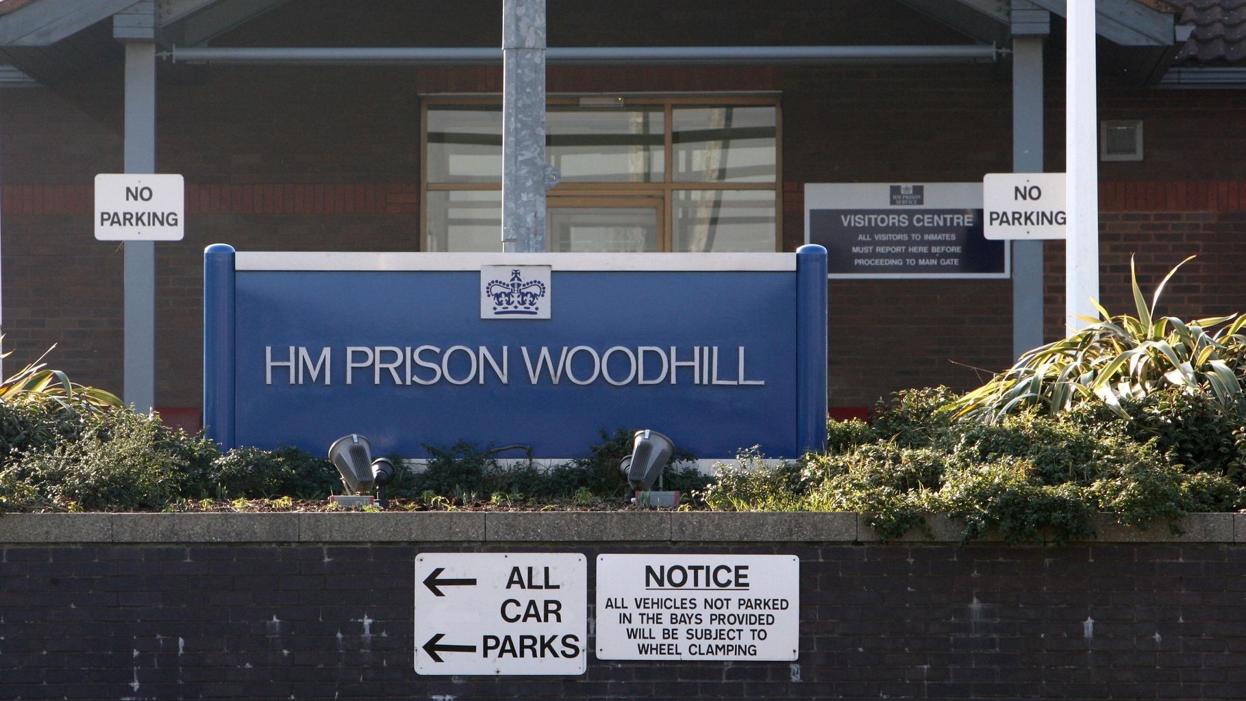 Inmates are 'bullying' officers at Milton Keynes jail | News - Greatest ...