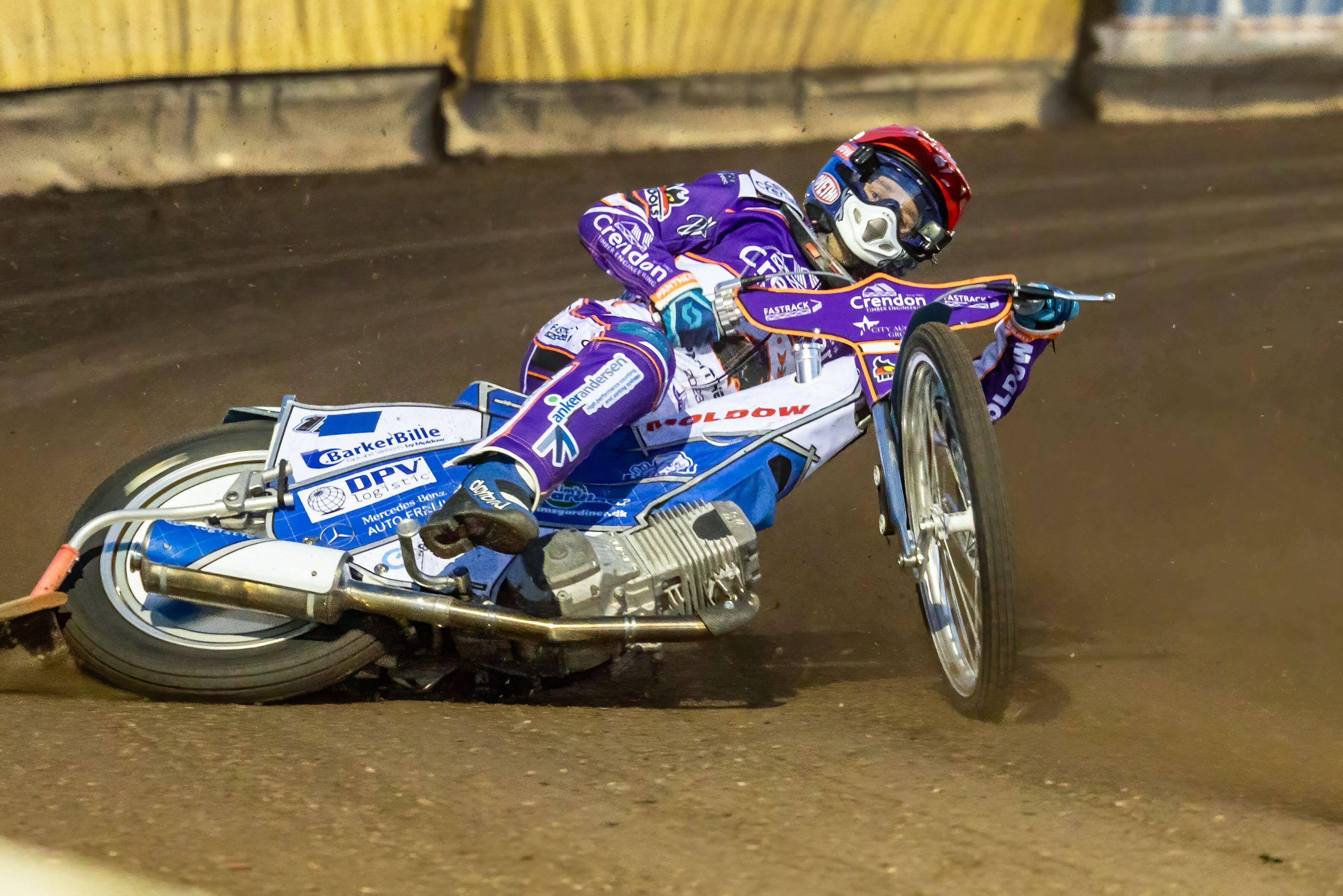 Panthers Beat Wolverhampton In Speedway