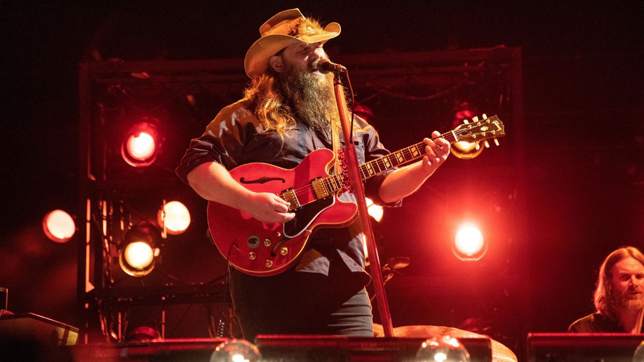 Chris Stapleton announces 2024 tour with Dublin date!