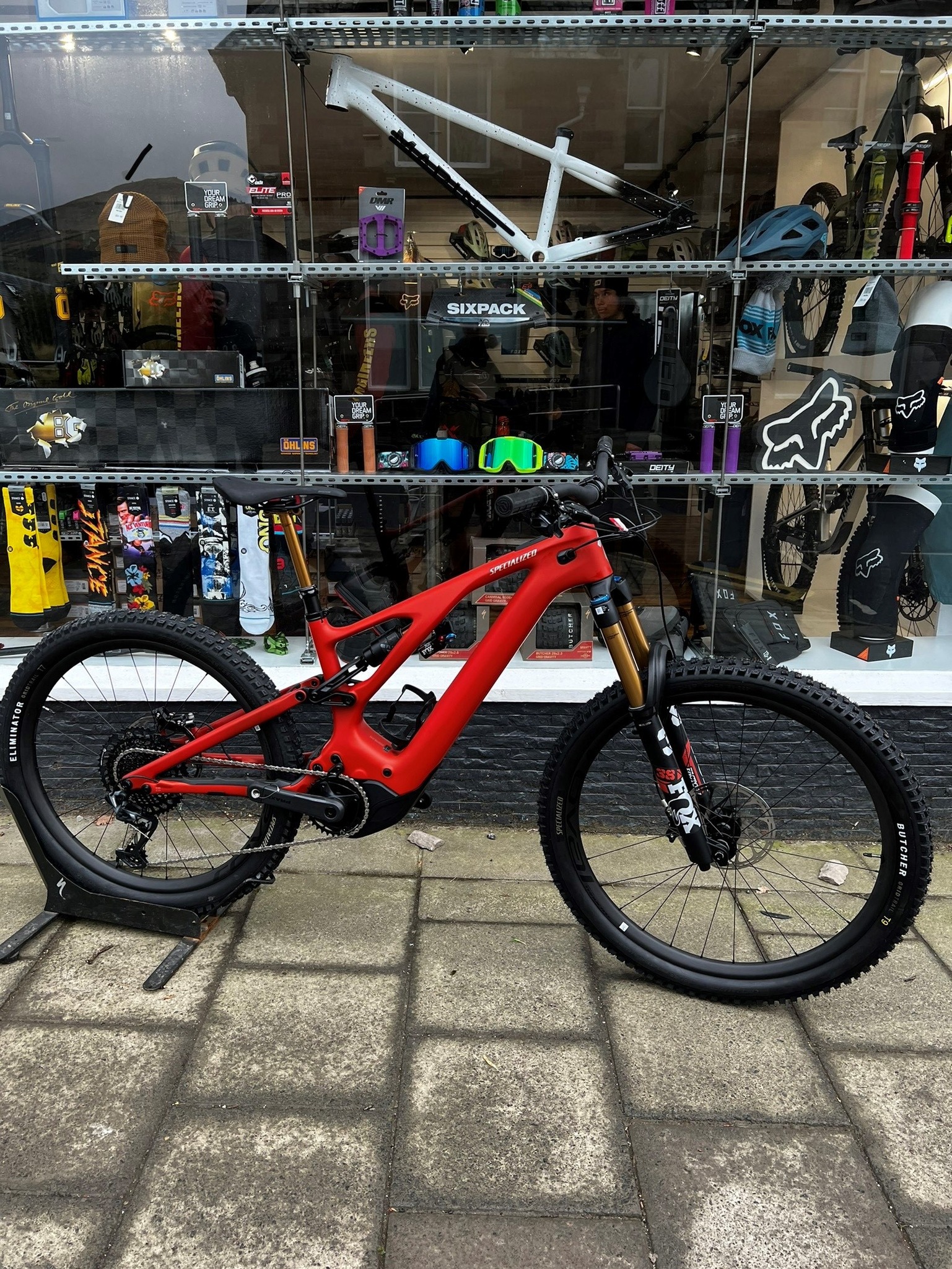 brodie downhill mountain bike
