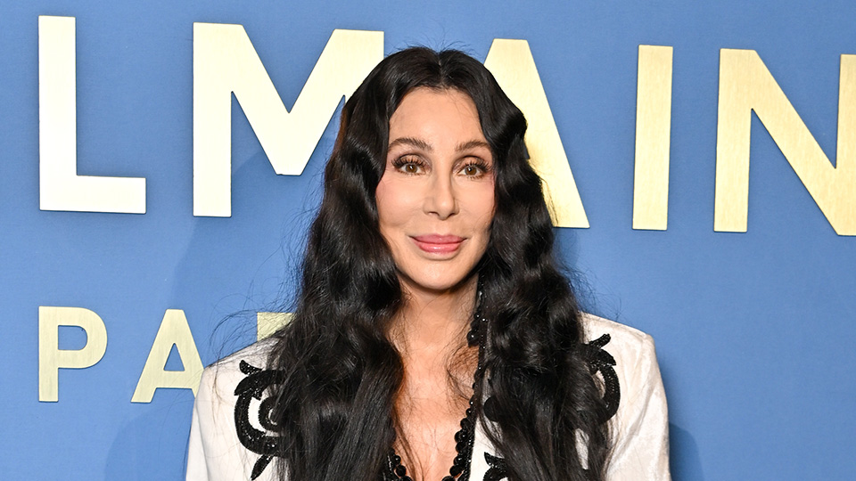 Cher's Christmas Album: Find Out The Full Tracklist