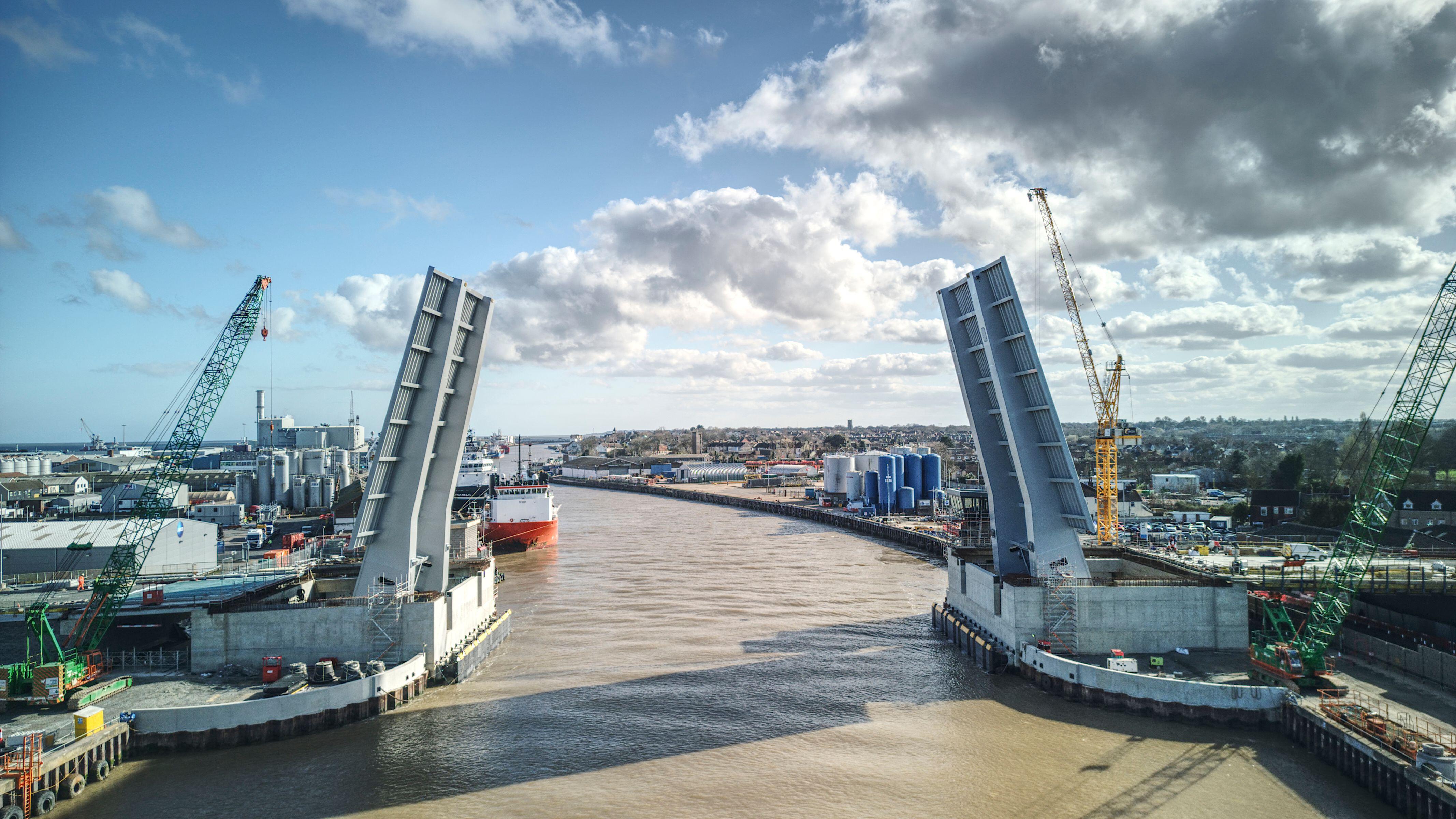 Opening Of Great Yarmouth's Herring Bridge Delayed Until Early Next ...