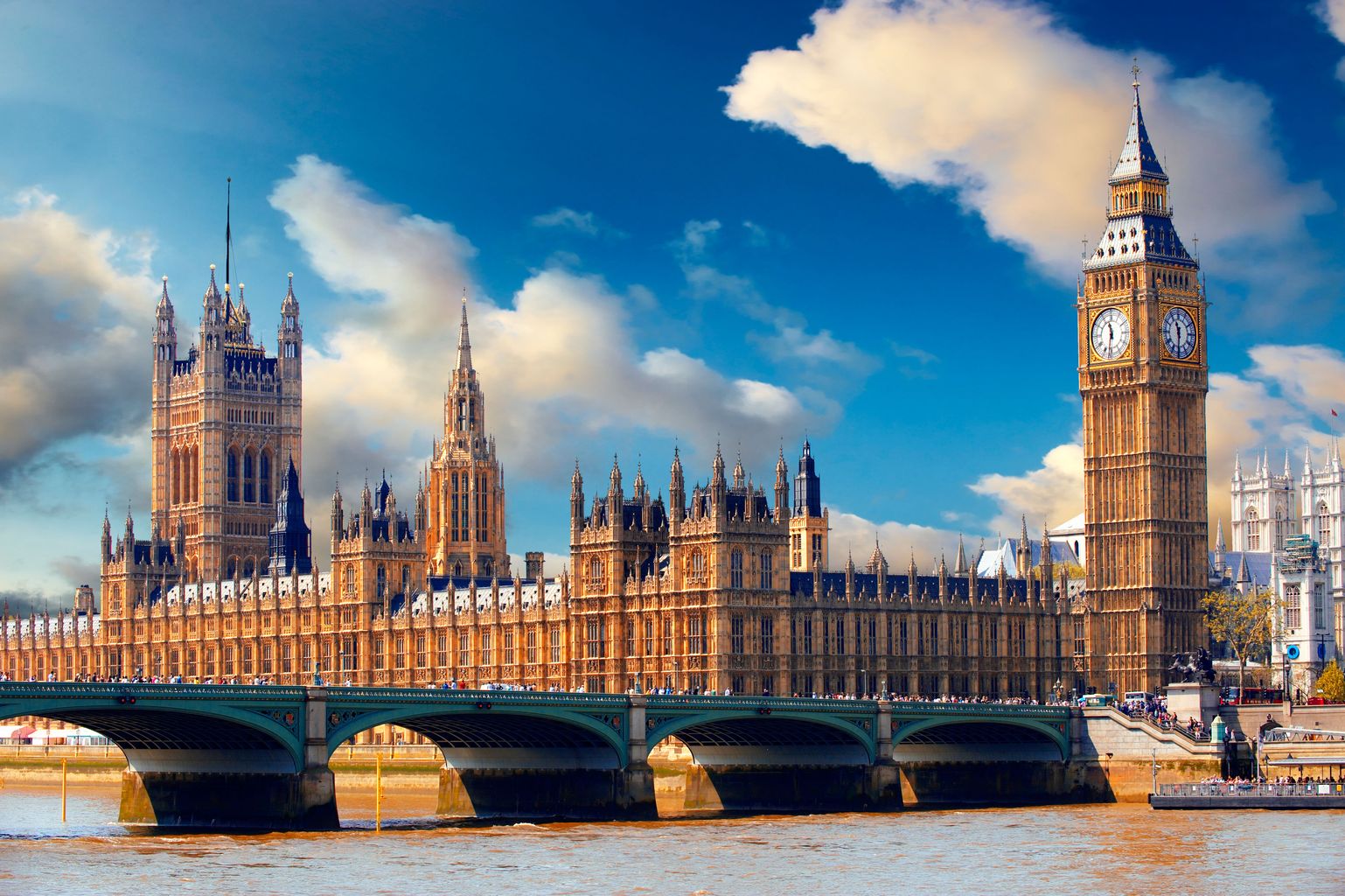 Bucks MPs’ £30k of freebies revealed News Greatest Hits Radio