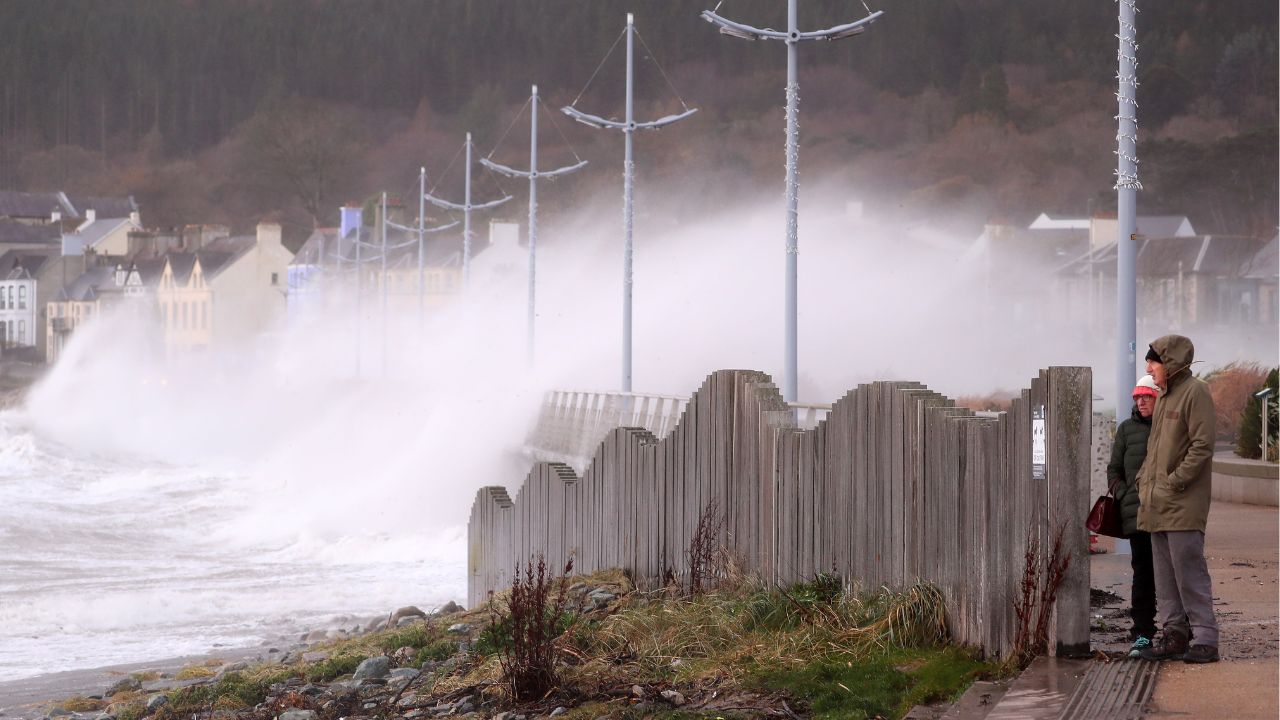 Шторм в Ирландии. Storm in Ireland.