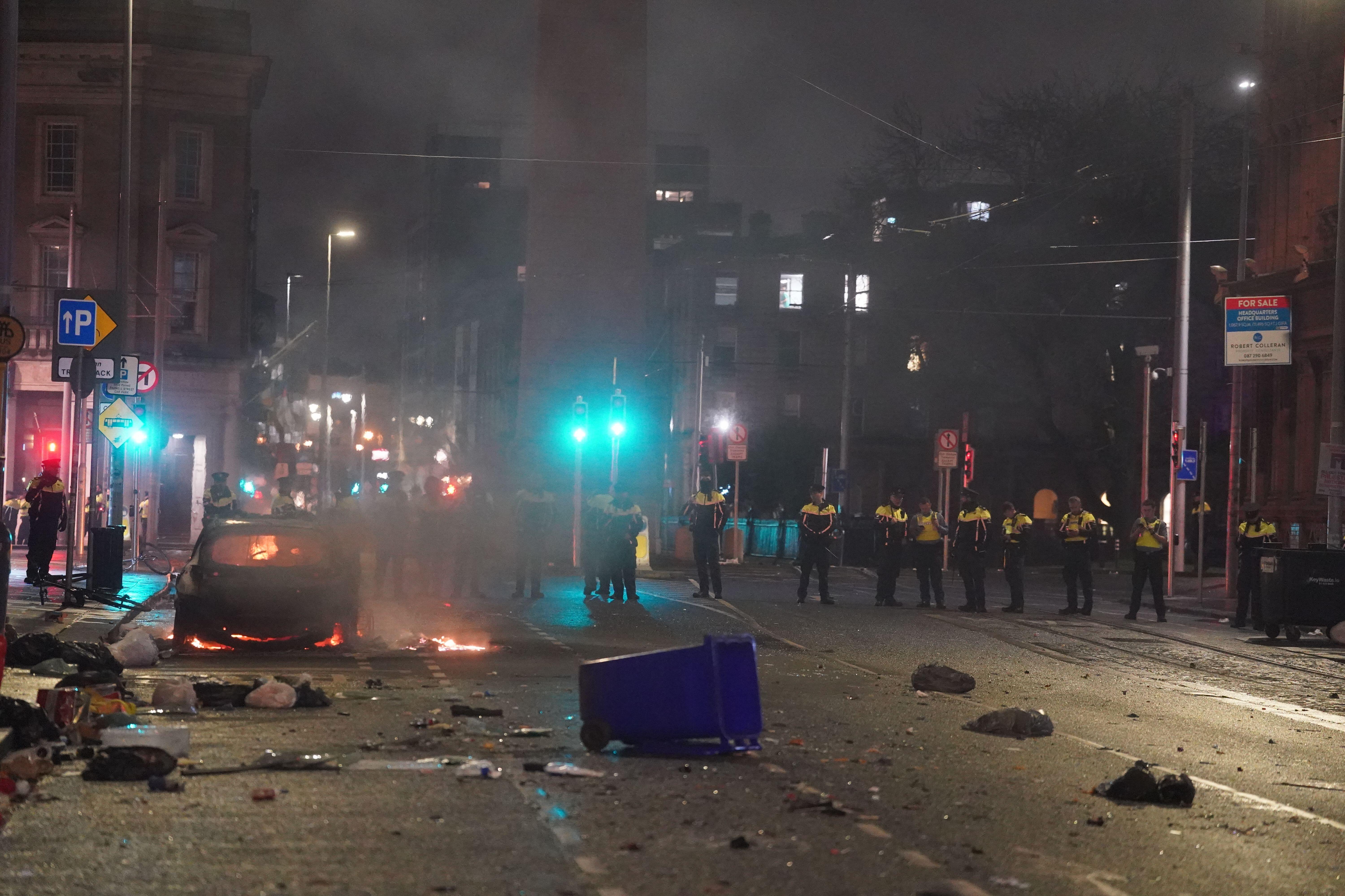 34 arrests following night of rioting in Dublin | News - Greatest Hits ...
