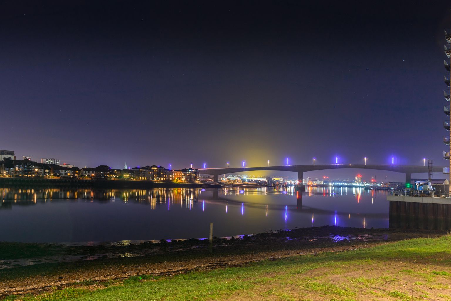 council-approves-to-investigate-change-to-itchen-bridge-lights