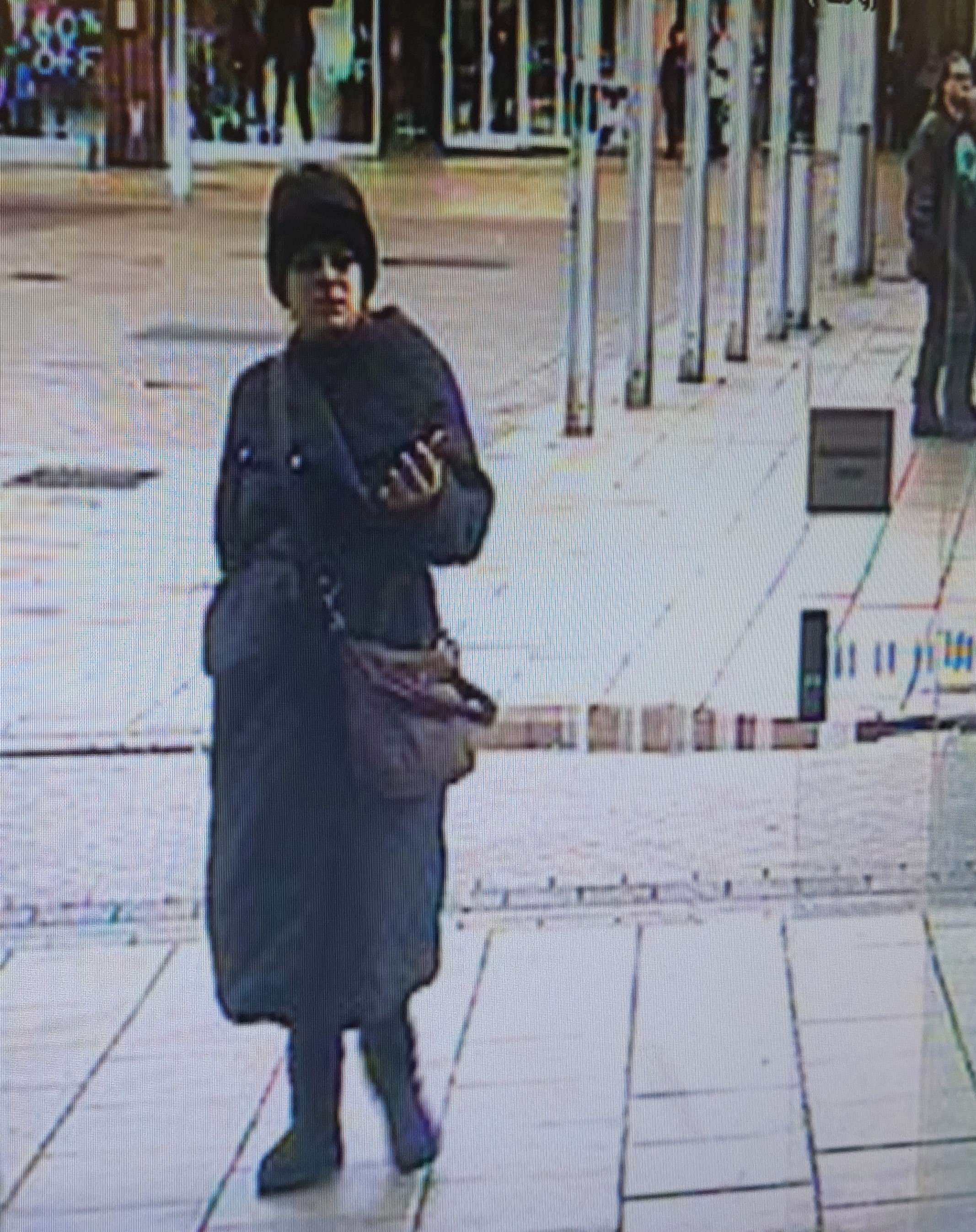 Police launch CCTV appeal after £3000 stolen in Great Yarmouth | News ...