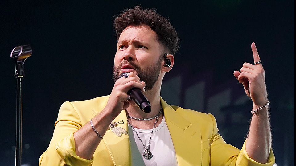 Calum Scott recounts a near disaster ON STAGE at Hits Live Birmingham