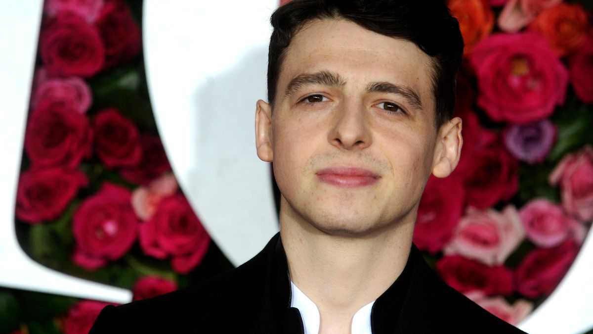 Who Is House Of Guinness Actor Anthony Boyle who-is-house-of-guinness-actor-anthony-boyle