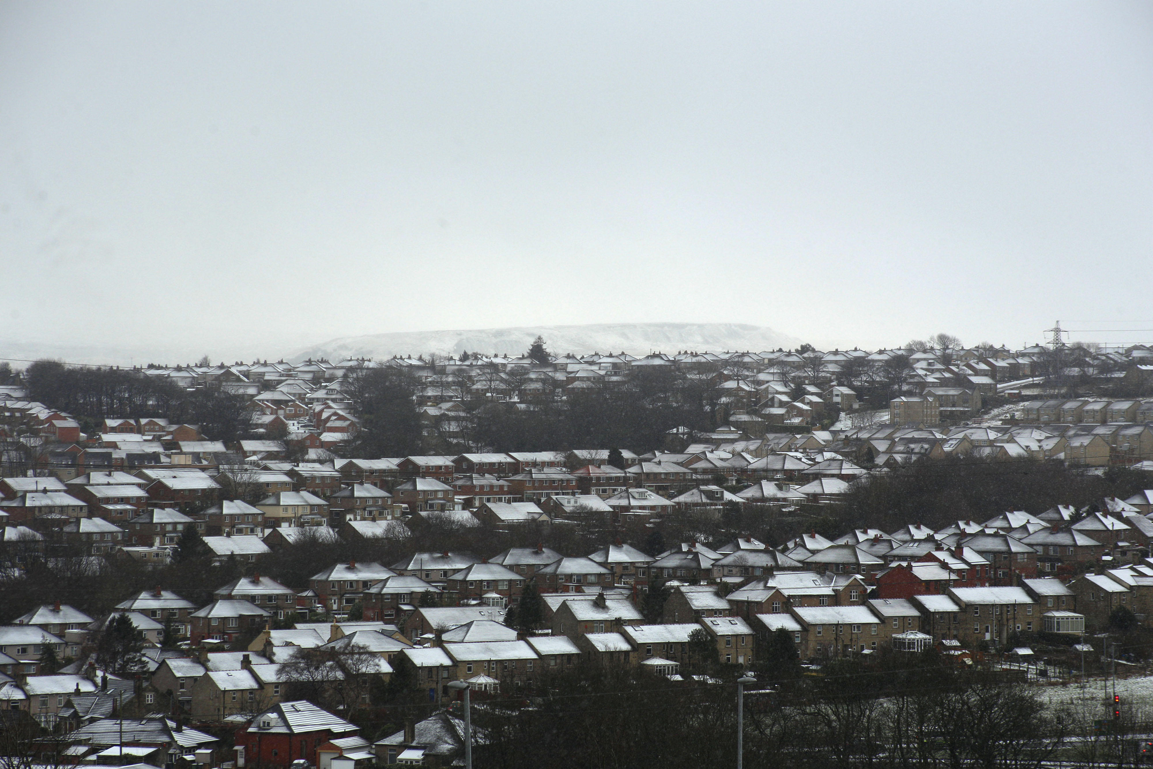 Some schools closing across West Yorkshire as snow forecast