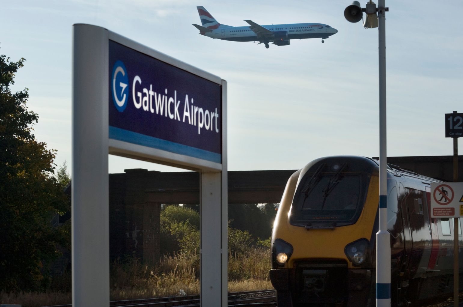 Home Office apologises for Gatwick detention