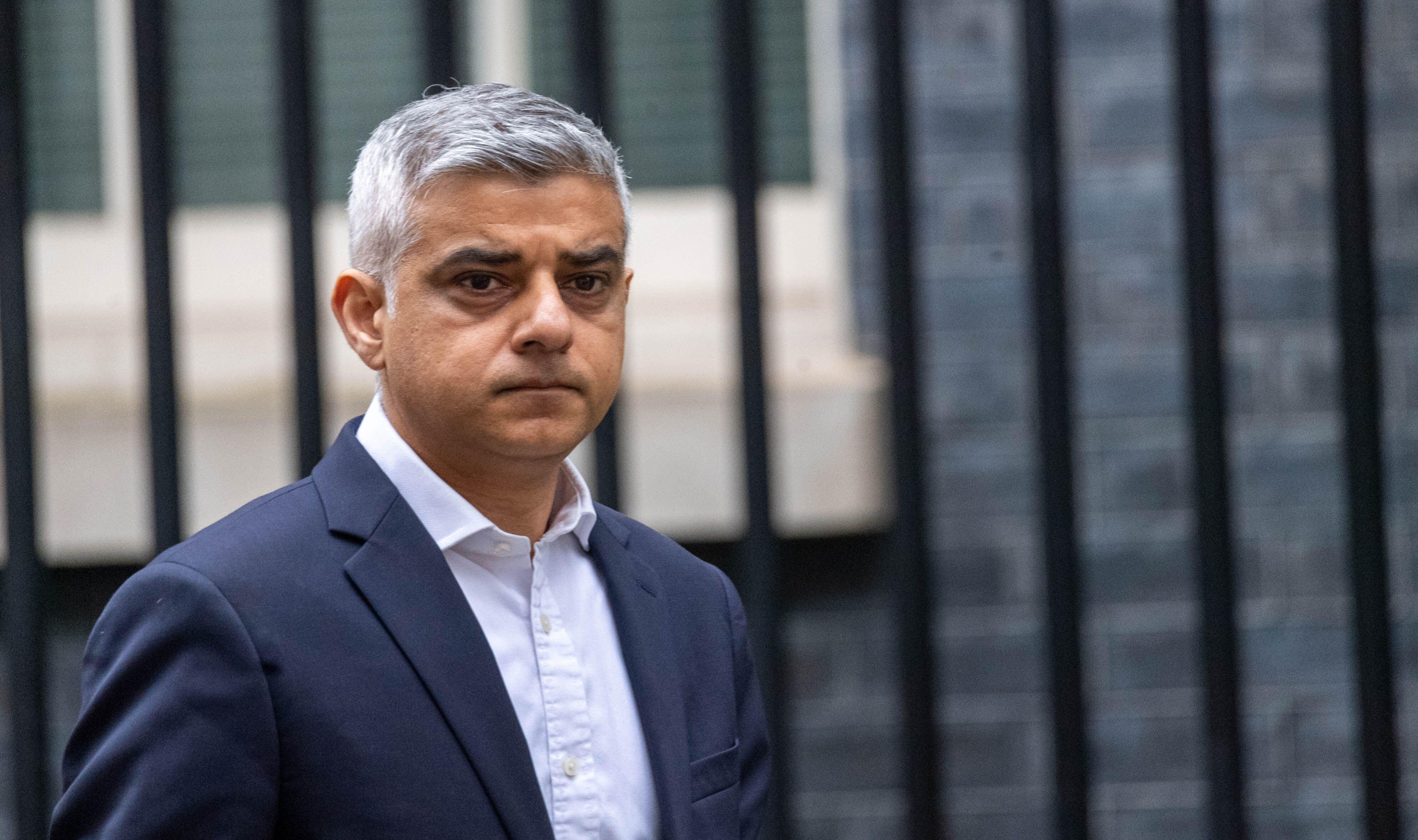 Sadiq Khan Says He Will "do All He Can" To Support Ukrainian Refugees