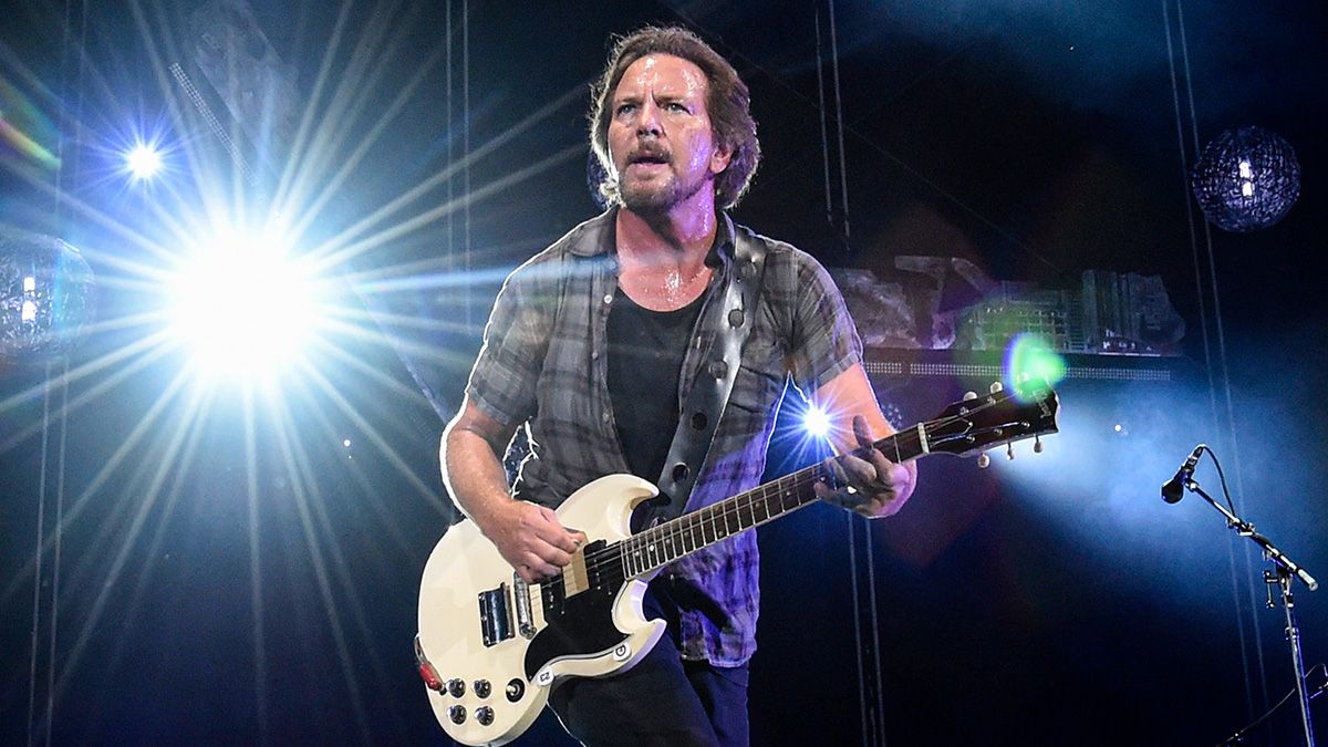 Pearl Jam announce UK tour and reveal support act