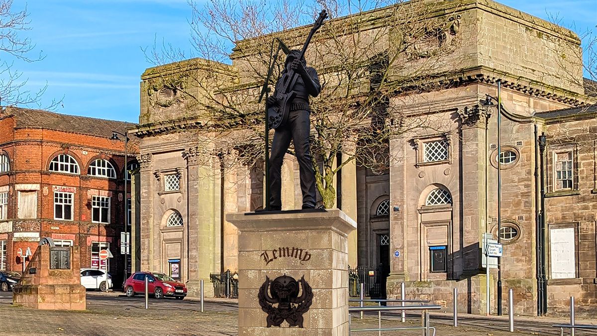 Mock-up of the Lemmy statue in Burslem