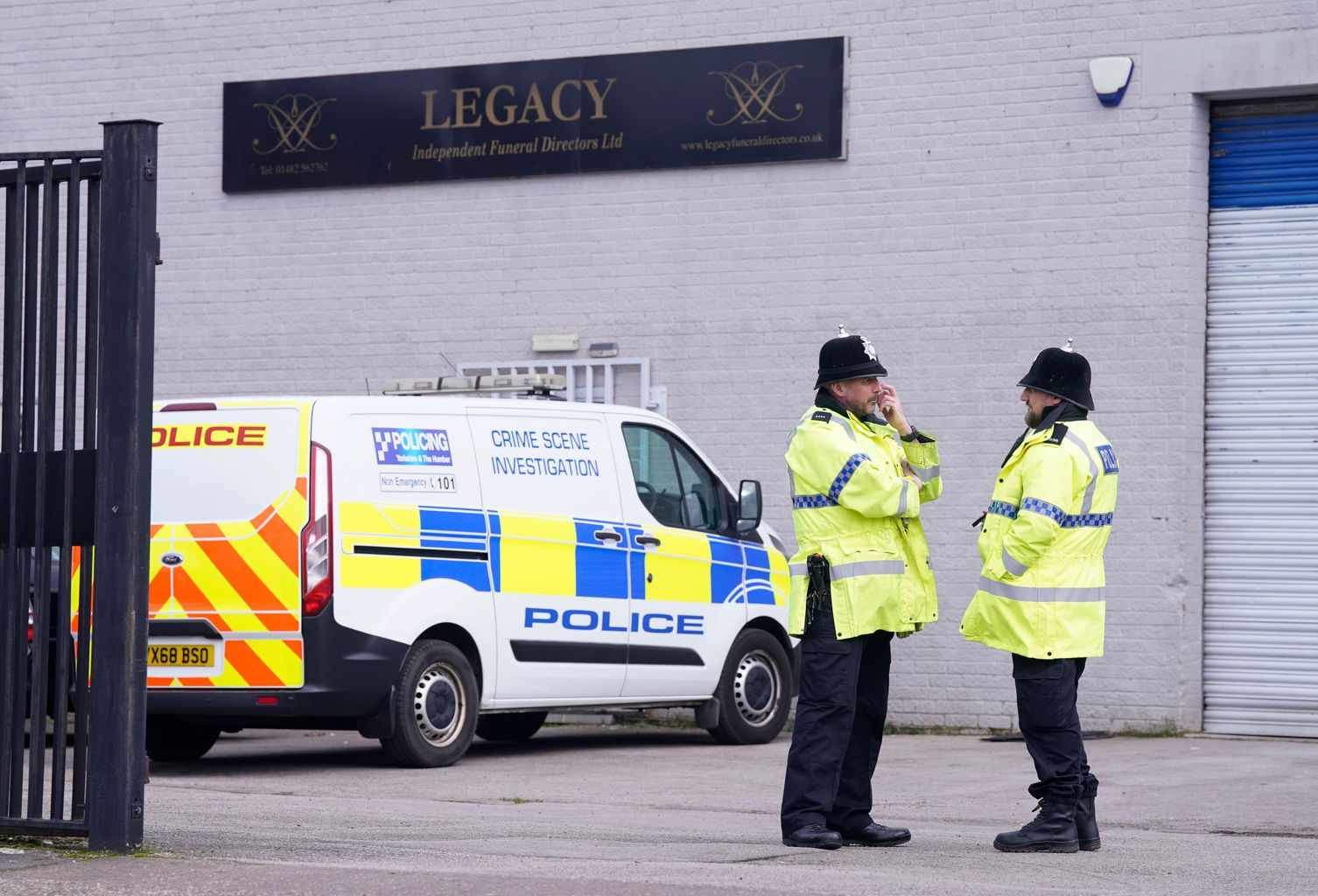 bodies-removed-from-hull-funeral-directors-premises-news-greatest