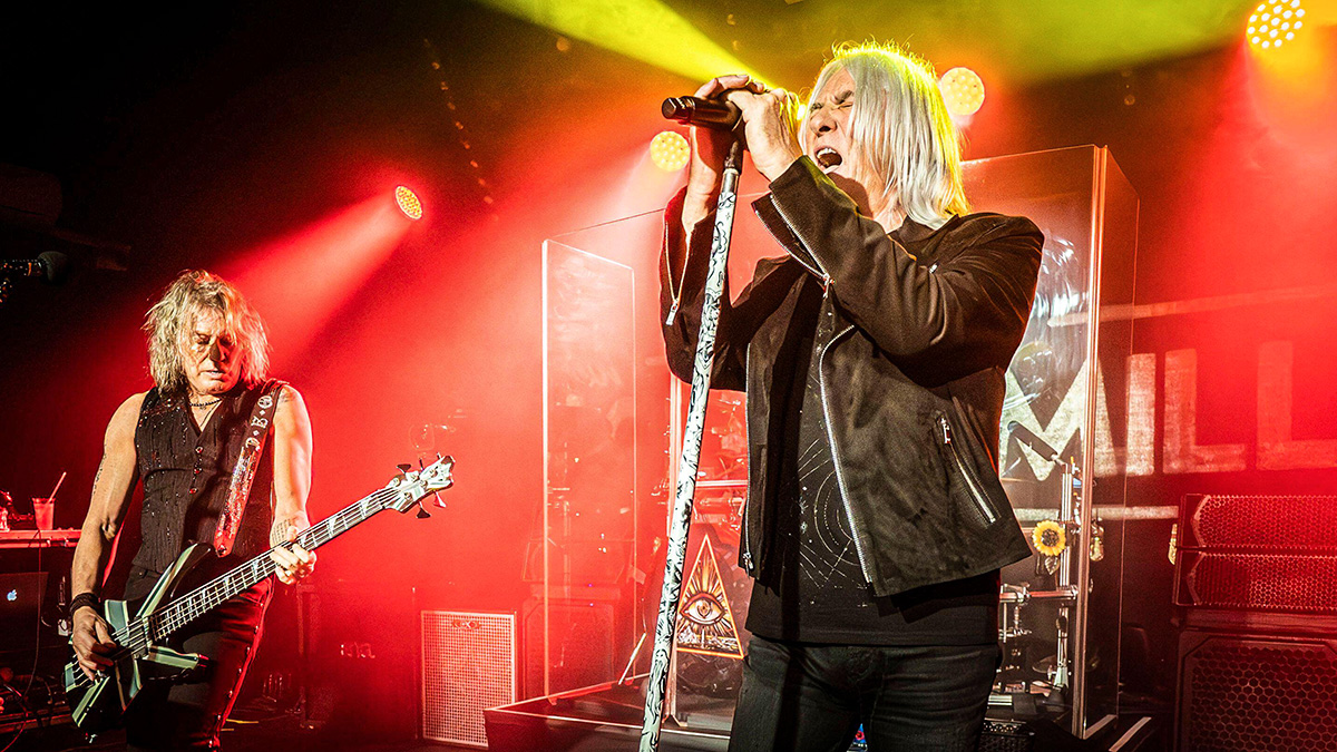 Def Leppard The Live! Rock Rock(Till You Drop)-Vo 07 LP風紙ジャケ 初音源！？  Def Leppard - Rocket (Live At Whisky A Go Go) - YouTube