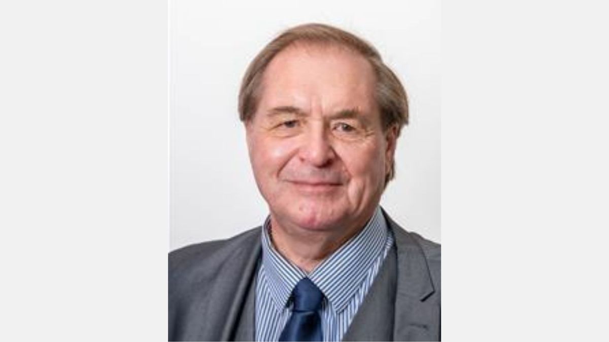 Tributes paid to South Norfolk councillor Stephen Ridley | News ...