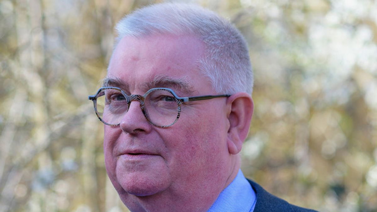 Arthur Tizard Labour's John Tizard is new Bedfordshire Police and Crime Commissioner ...