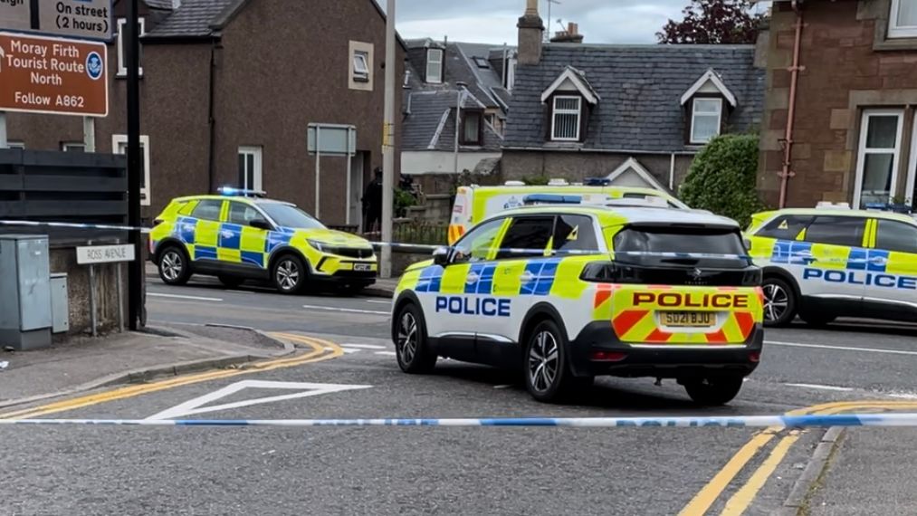Inverness Riot Police Man detained by police after six-hour stand-off in Inverness | News - MFR
