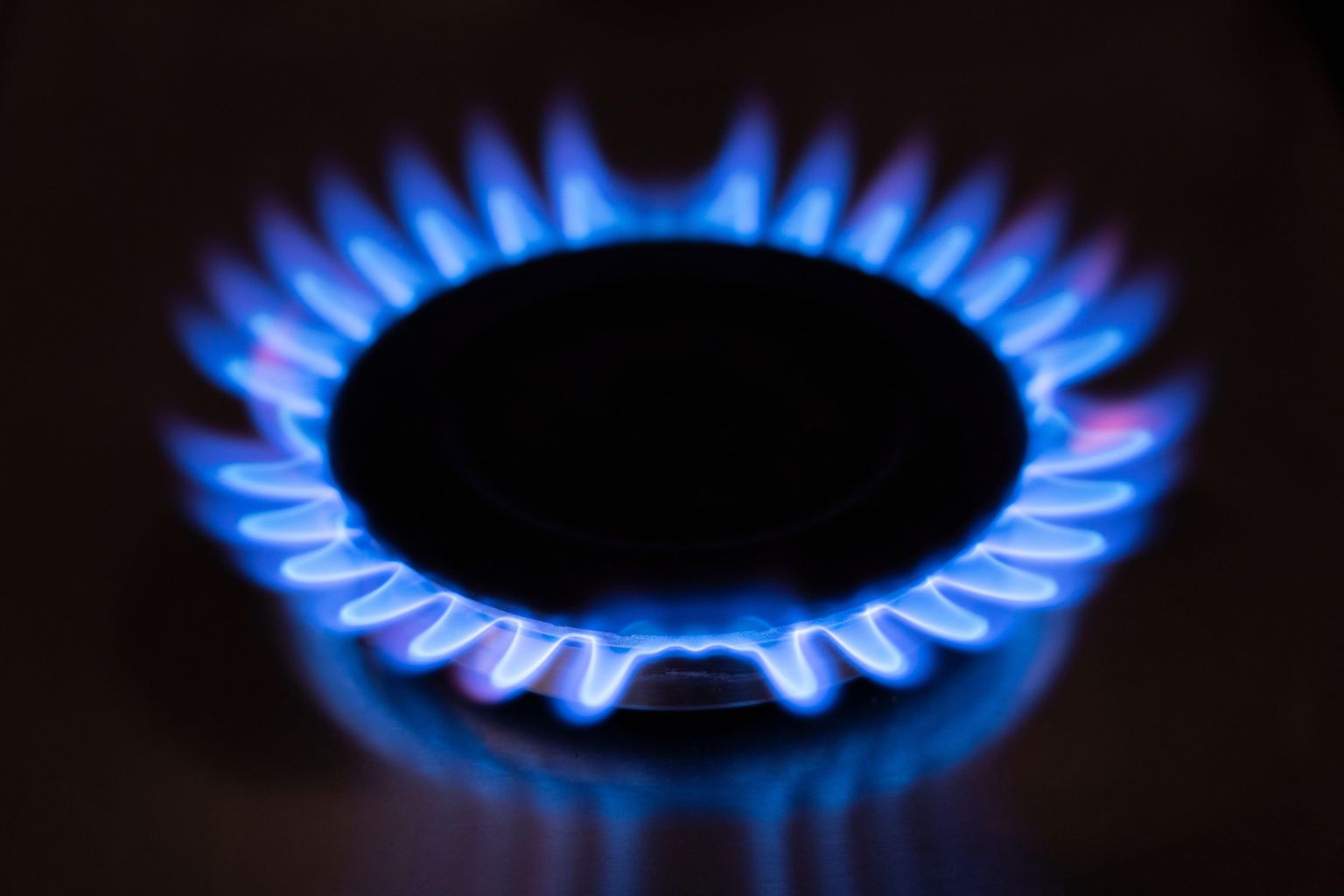 Average household energy bills to fall from July 1 as Ofgem lowers ...