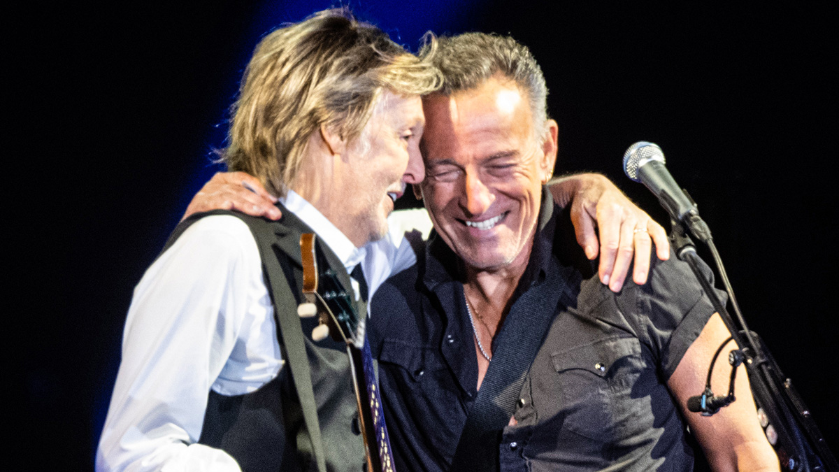 Paul McCartney mocks Bruce Springsteen at Ivor Novello Awards ceremony