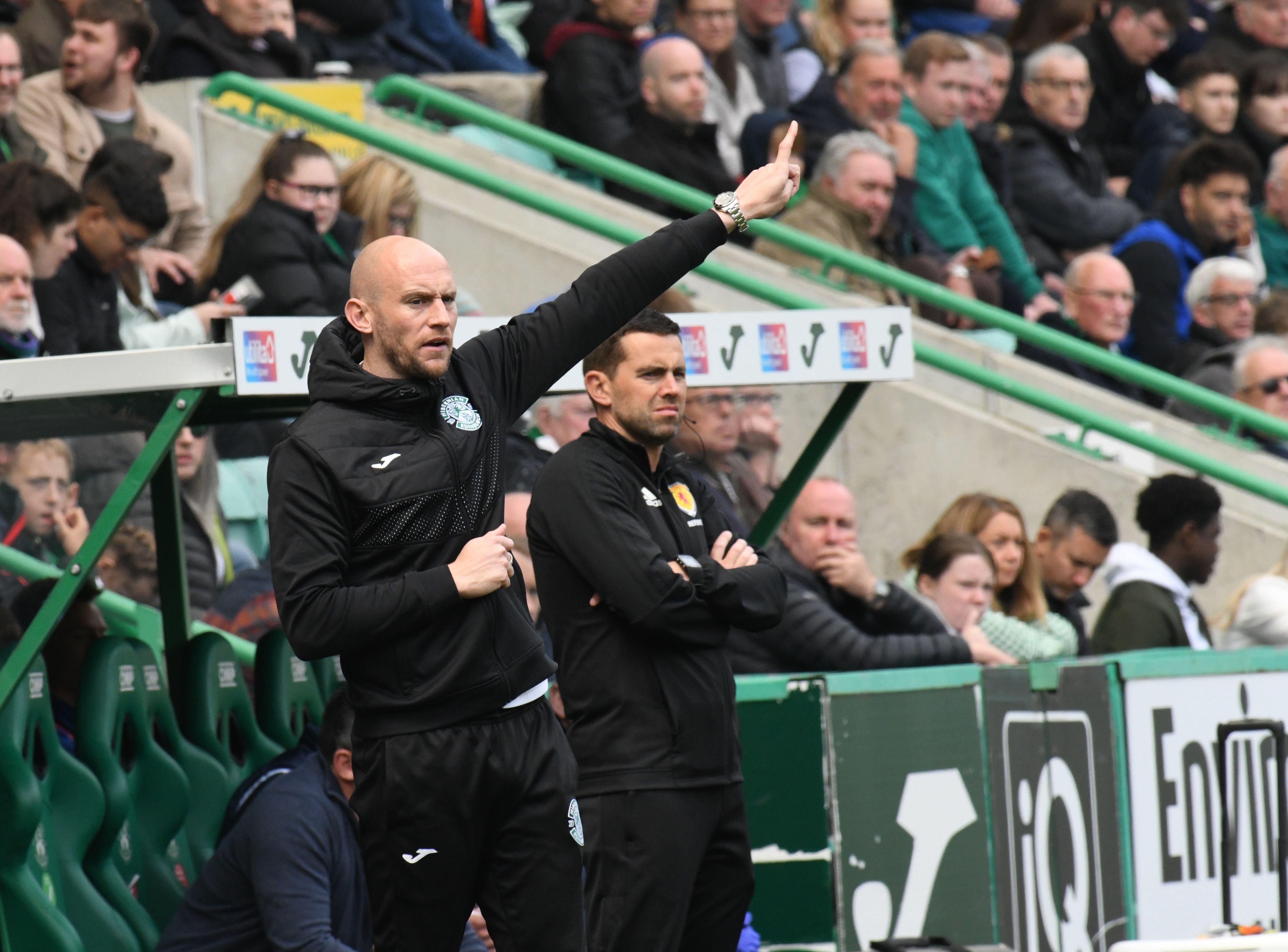 Hibs announce David Gray as permanent manager