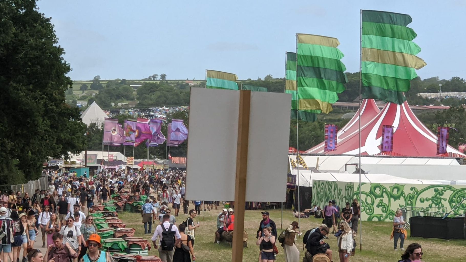 Glastonbury festival-goers suffer travel disruption | News - Greatest ...