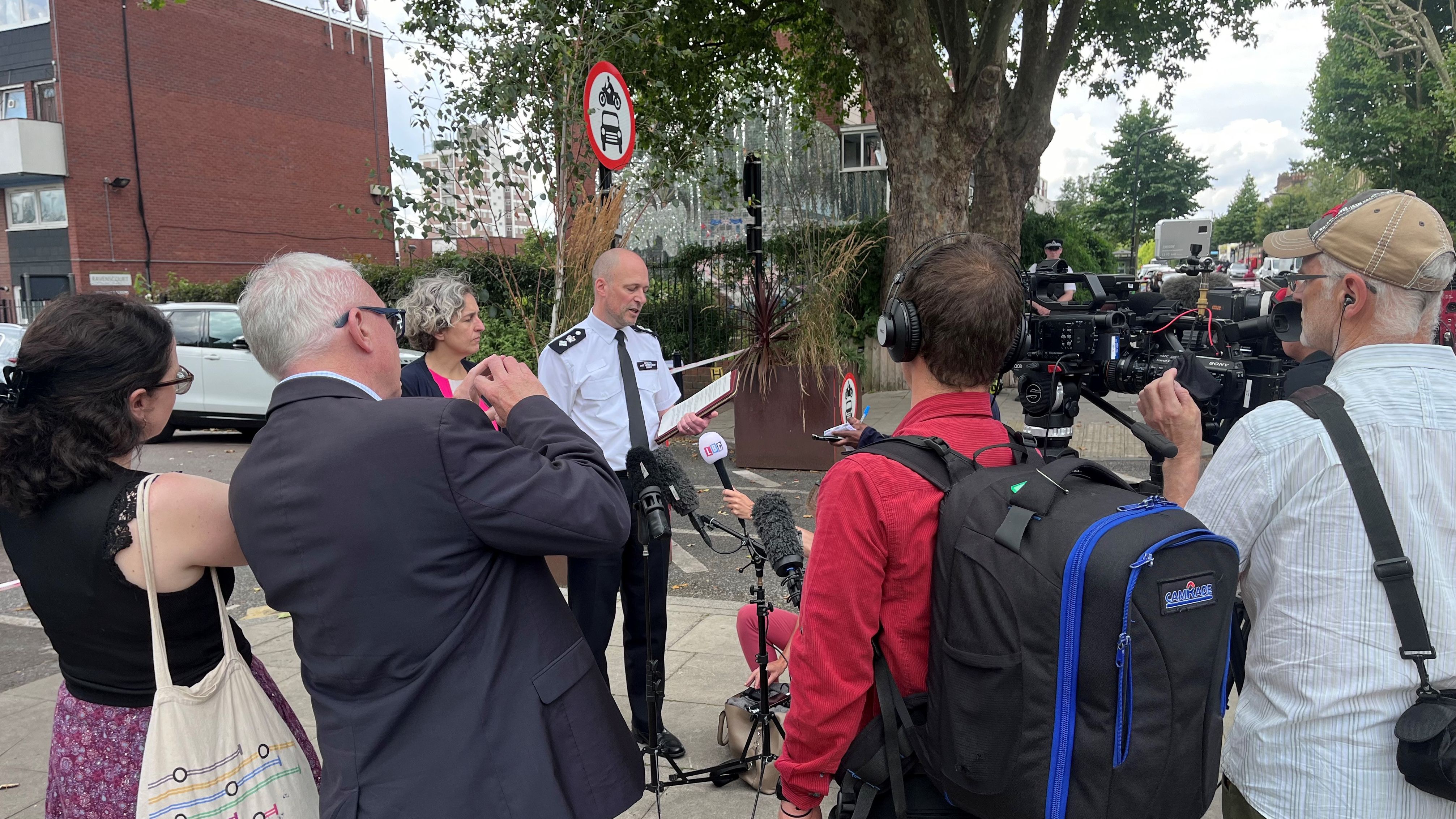 Hackney Jailed Teenager arrested over fatal stabbing of 15-year old in Hackney | News ...