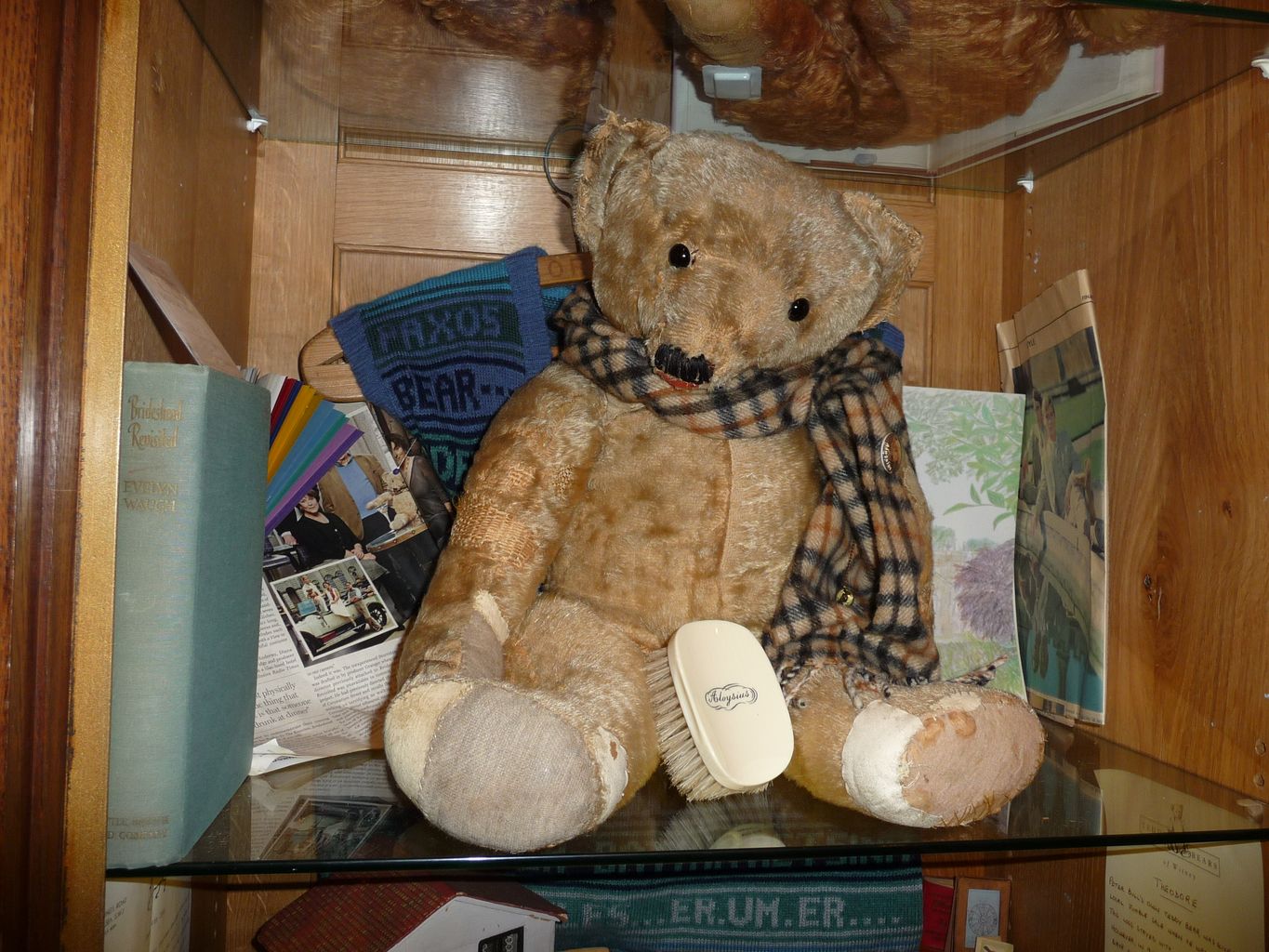 Famous TV bear in Oxfordshire to be auctioned