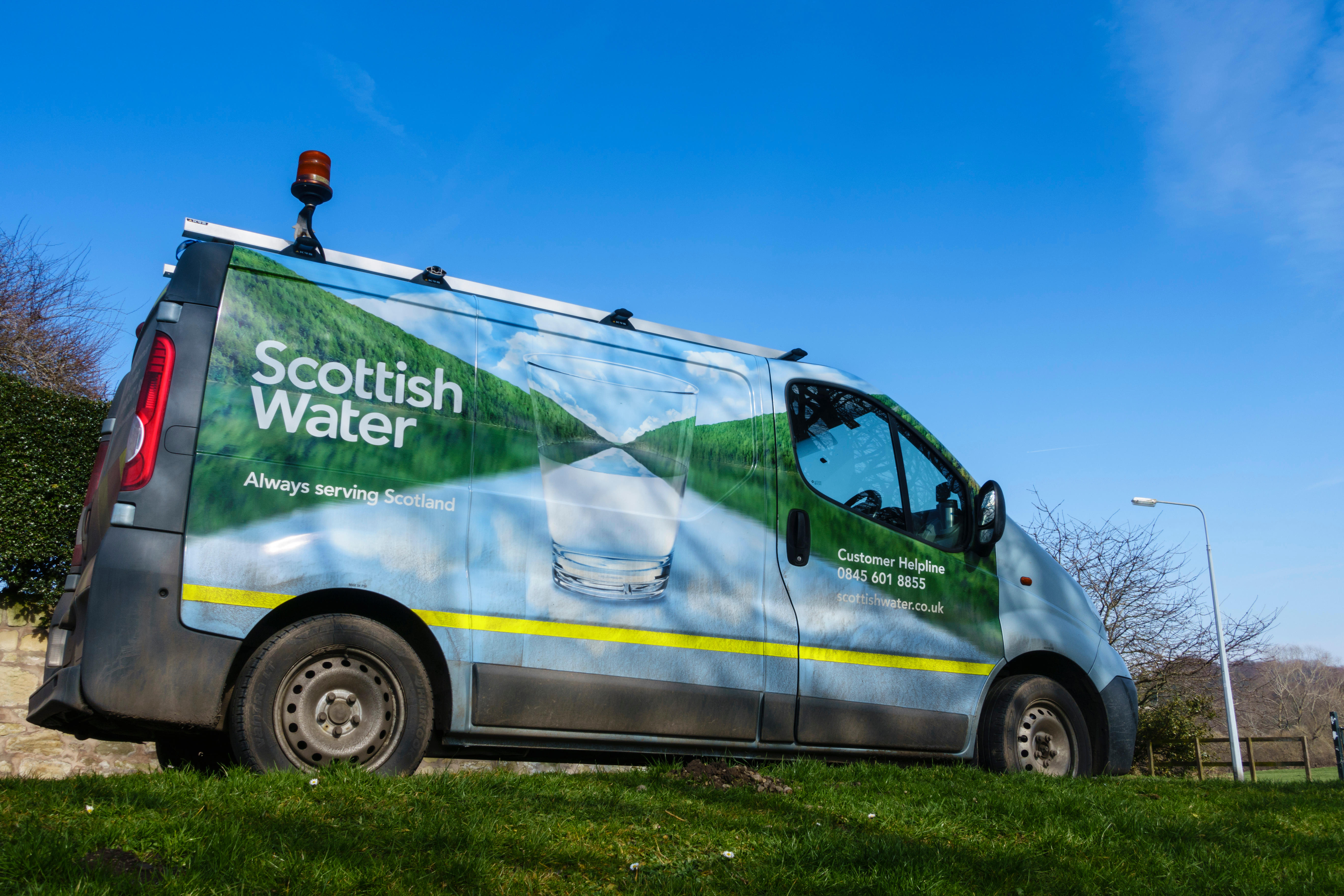 Burst Dundee water pipe repair underway.