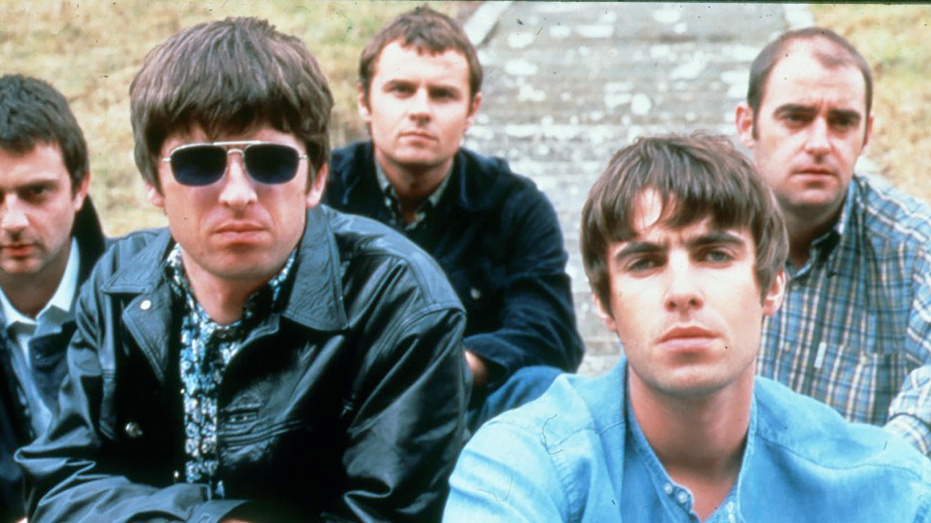 Definetly First Oasis: 'Definitely Maybe' tops album charts for first time in three decades