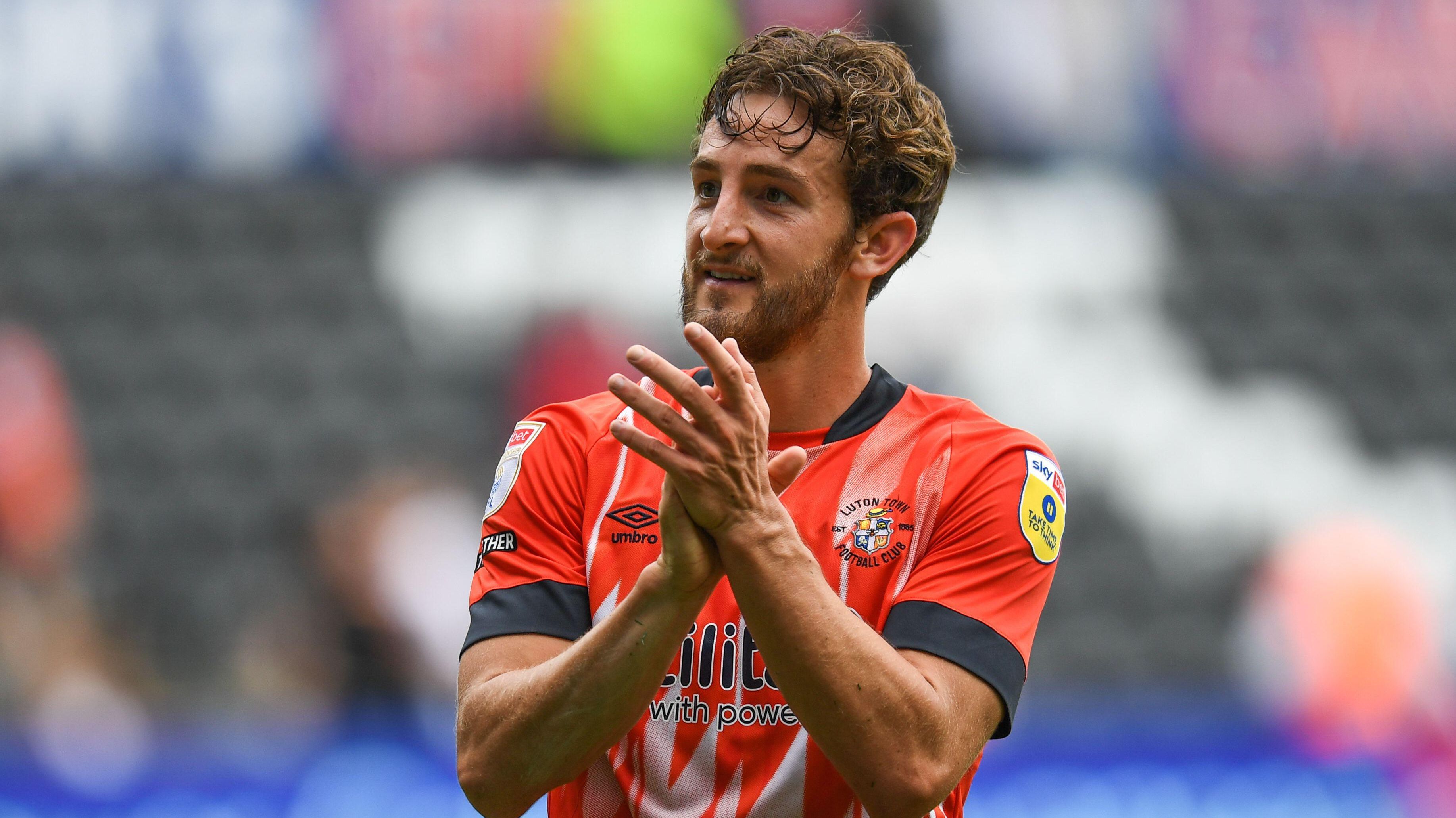 Luton Town's Tom Lockyer leads campaign urging fans to learn CPR | News -  Greatest Hits Radio (Bucks, Beds & Herts)