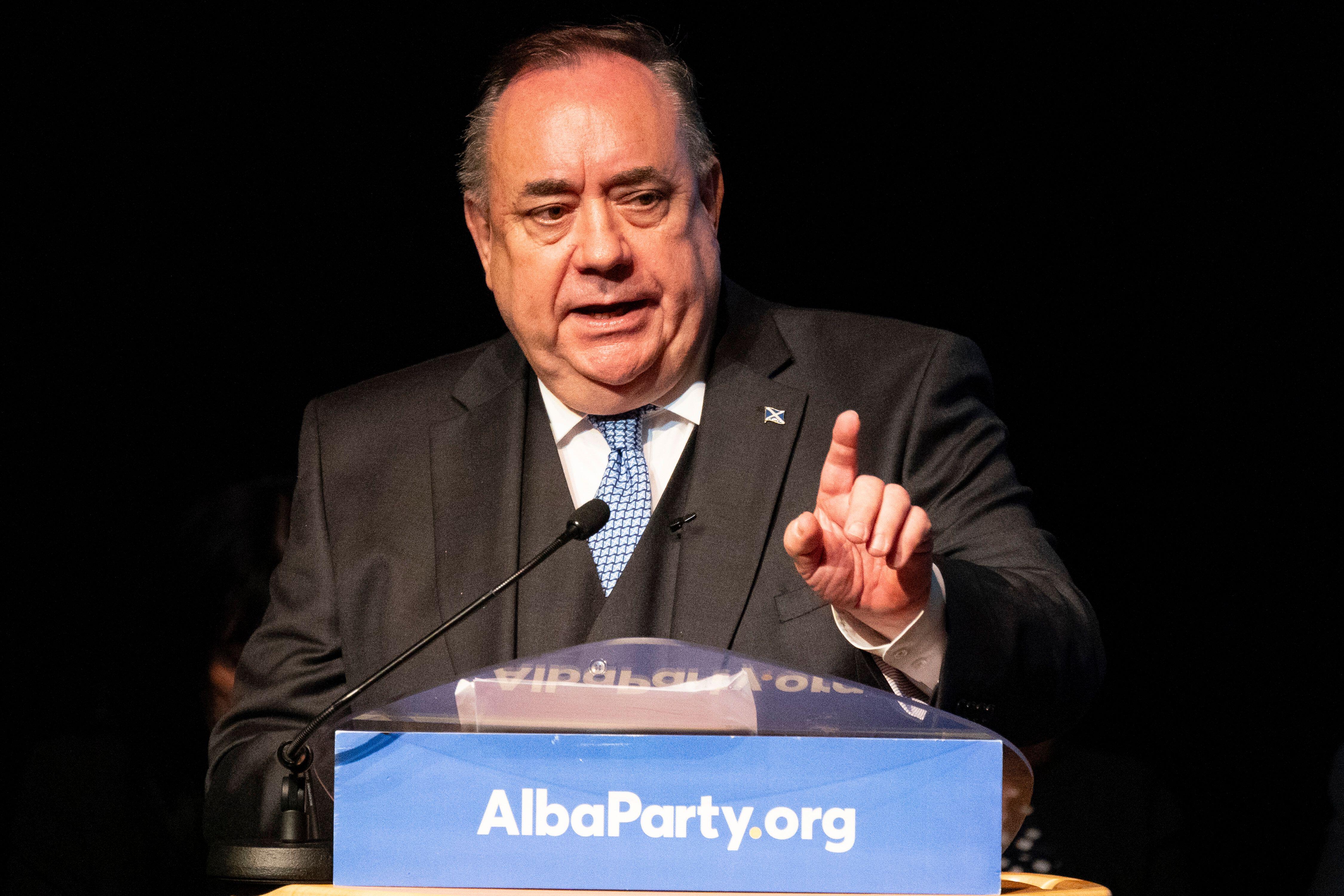 the-king-is-leading-tributes-to-former-first-minister-alex-salmond