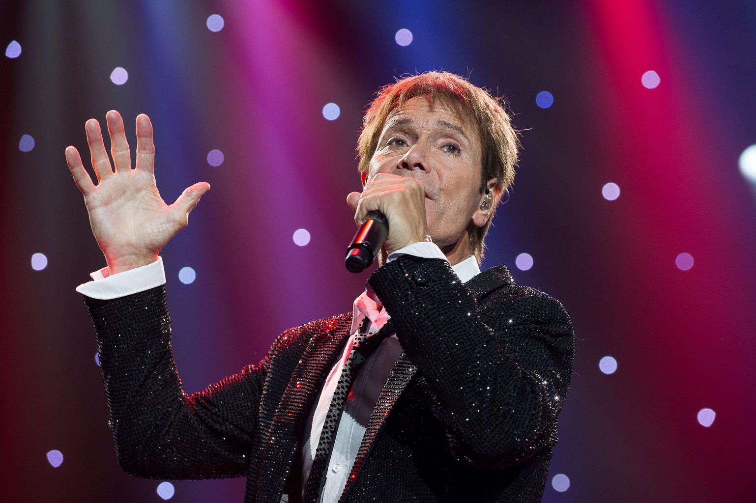 Sir Cliff Richard to play Bournemouth on 2025 UK tour