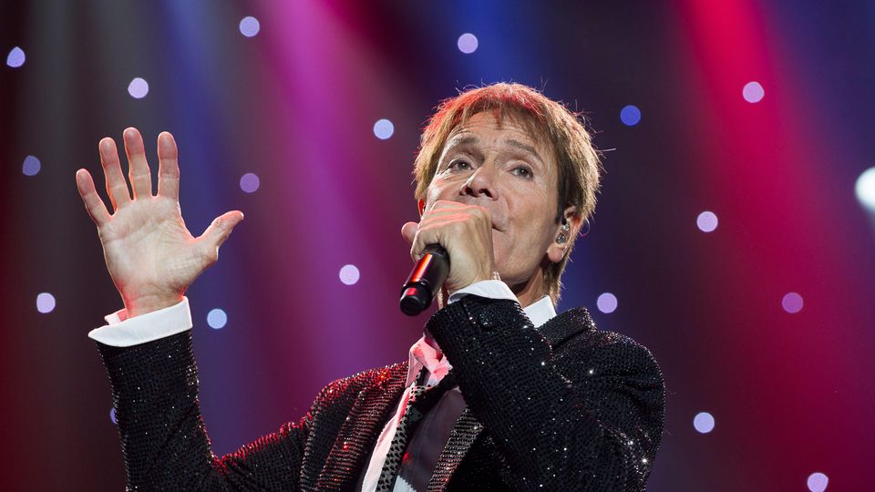 Sir Cliff Richard to play Brighton on 2025 UK tour | News - Greatest Hits Radio (Sussex)