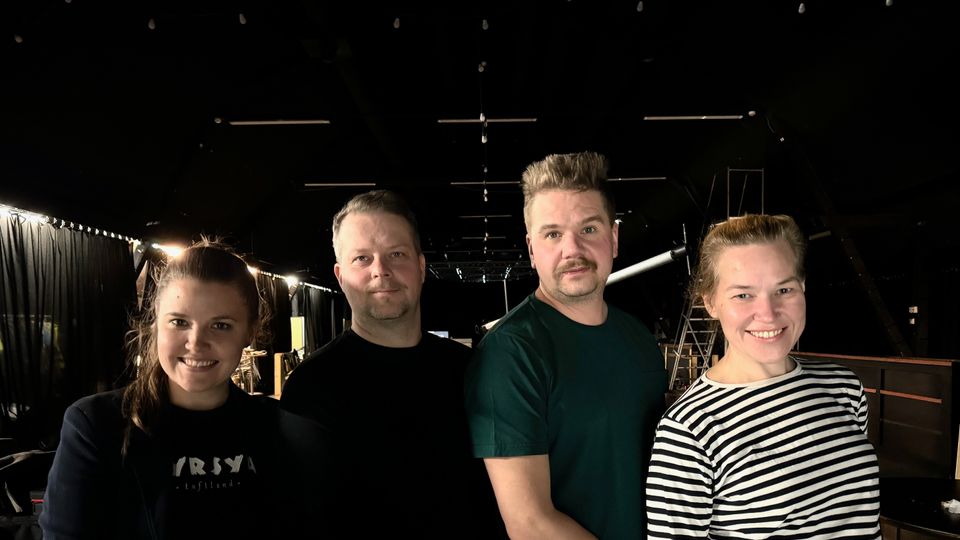 Elokuvan Eetu Salinista ohjaavat Veera W. Vilo ja Antti-Jussi Marjamäki. Nimiroolin tekee Jan-Henrik Holmlund ja Salinin puolisona nähdään Marju Kauppinen, joka myös on mukana elokuvan tuotannossa.